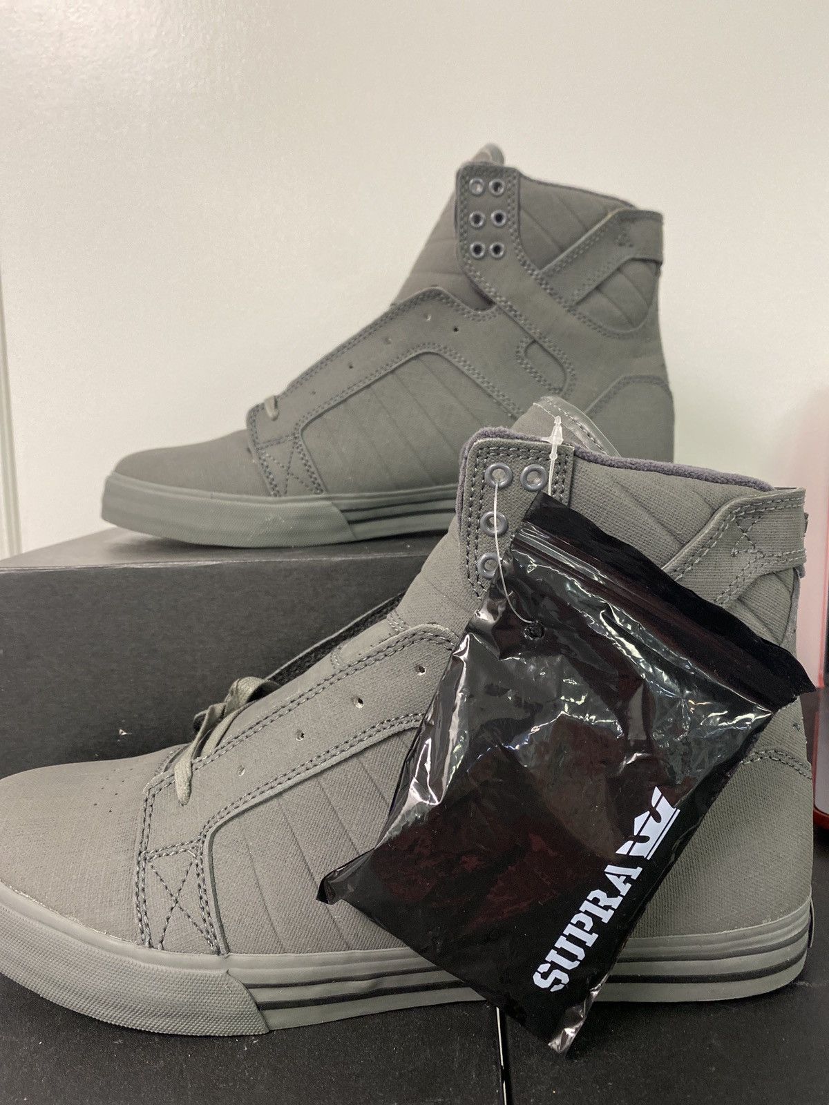 Supra vaider hotsell grey gunny tuf