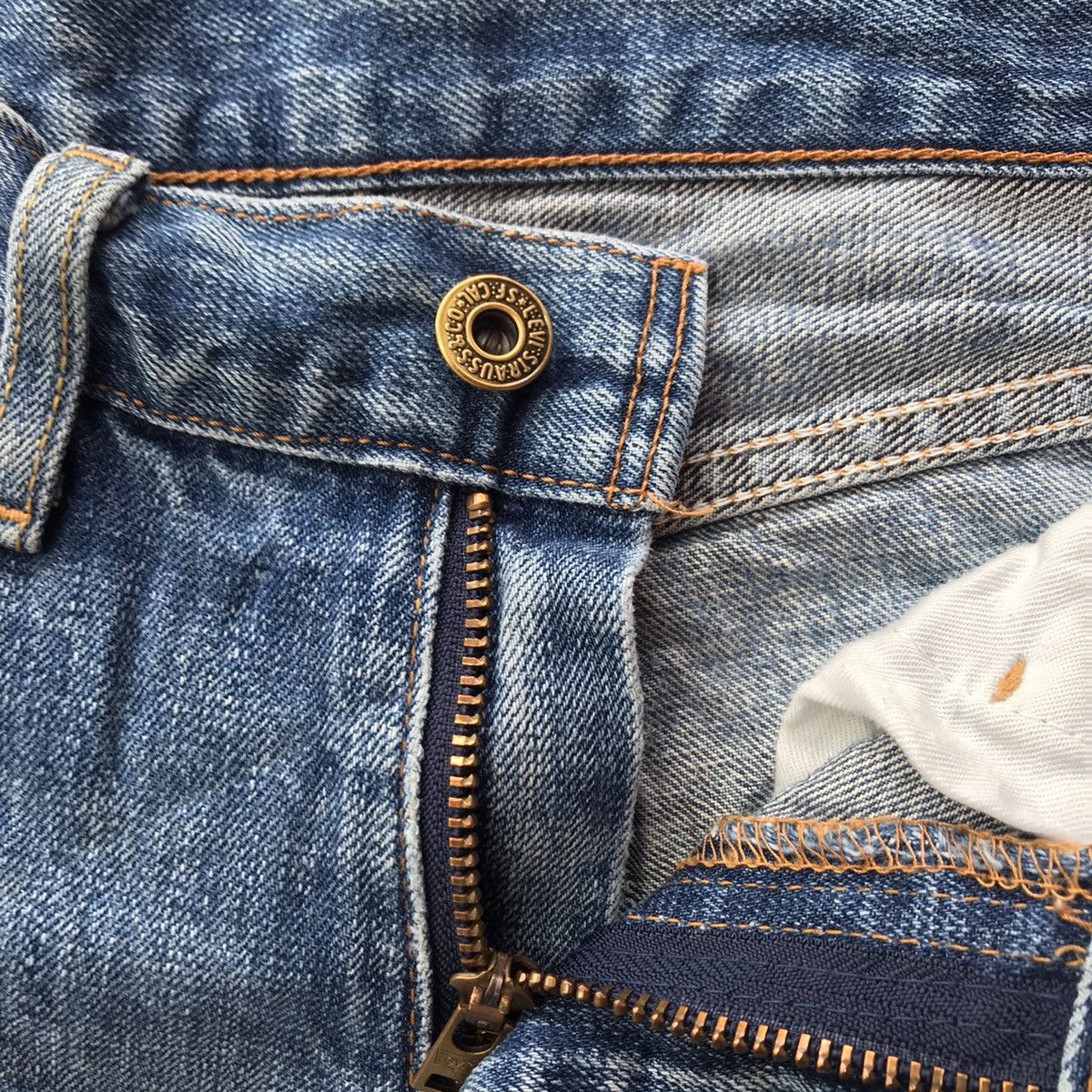 Levi's Vintage Levis 502 Distressed Denim Jeans Made in Japan Size US 29 - 13 Thumbnail