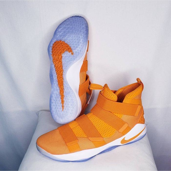 Lebron soldier 2024 xi tb promo