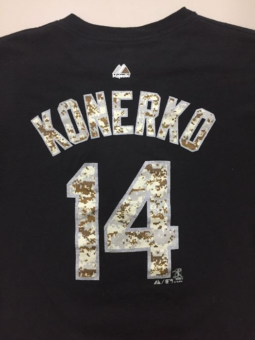 Chicago White Sox Paul Konerko Desert Camouflage Name & Number T-Shirt