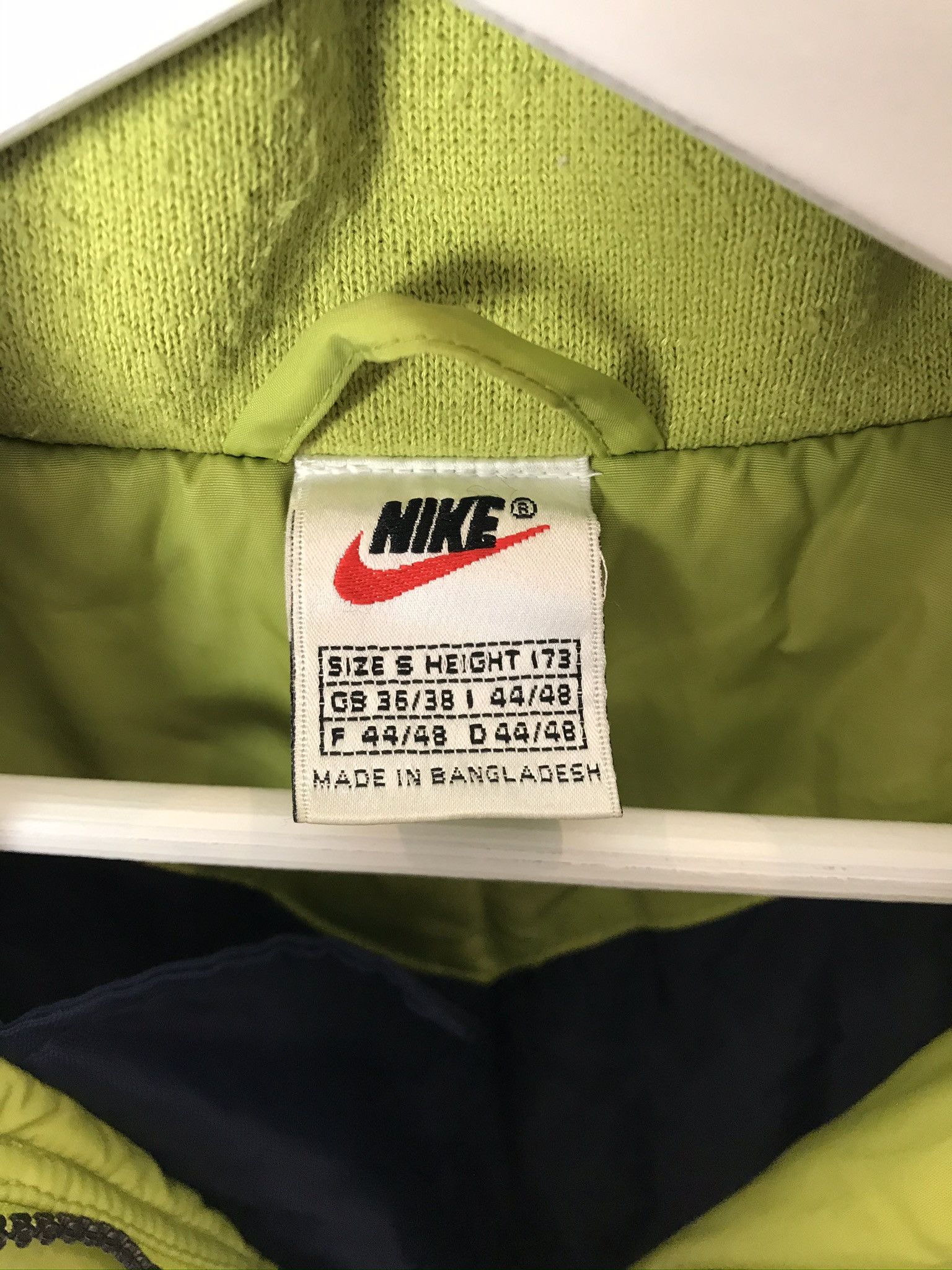 Nike Nike vintage spellout puffer jacket navy lime 90s Size US S / EU 44-46 / 1 - 4 Thumbnail