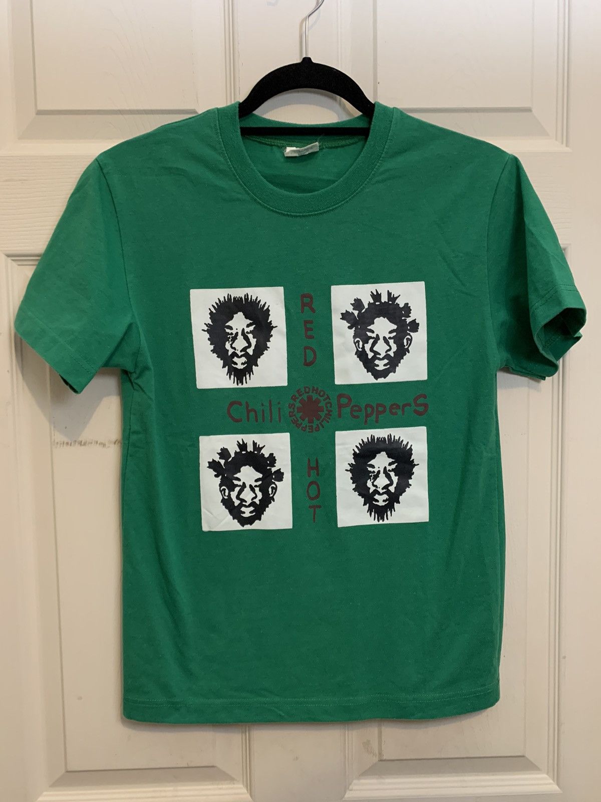 Band Tees × Vintage Vintage Red Hot Chili Peppers Green Tshirt Size US XS / EU 42 / 0 - 1 Thumbnail