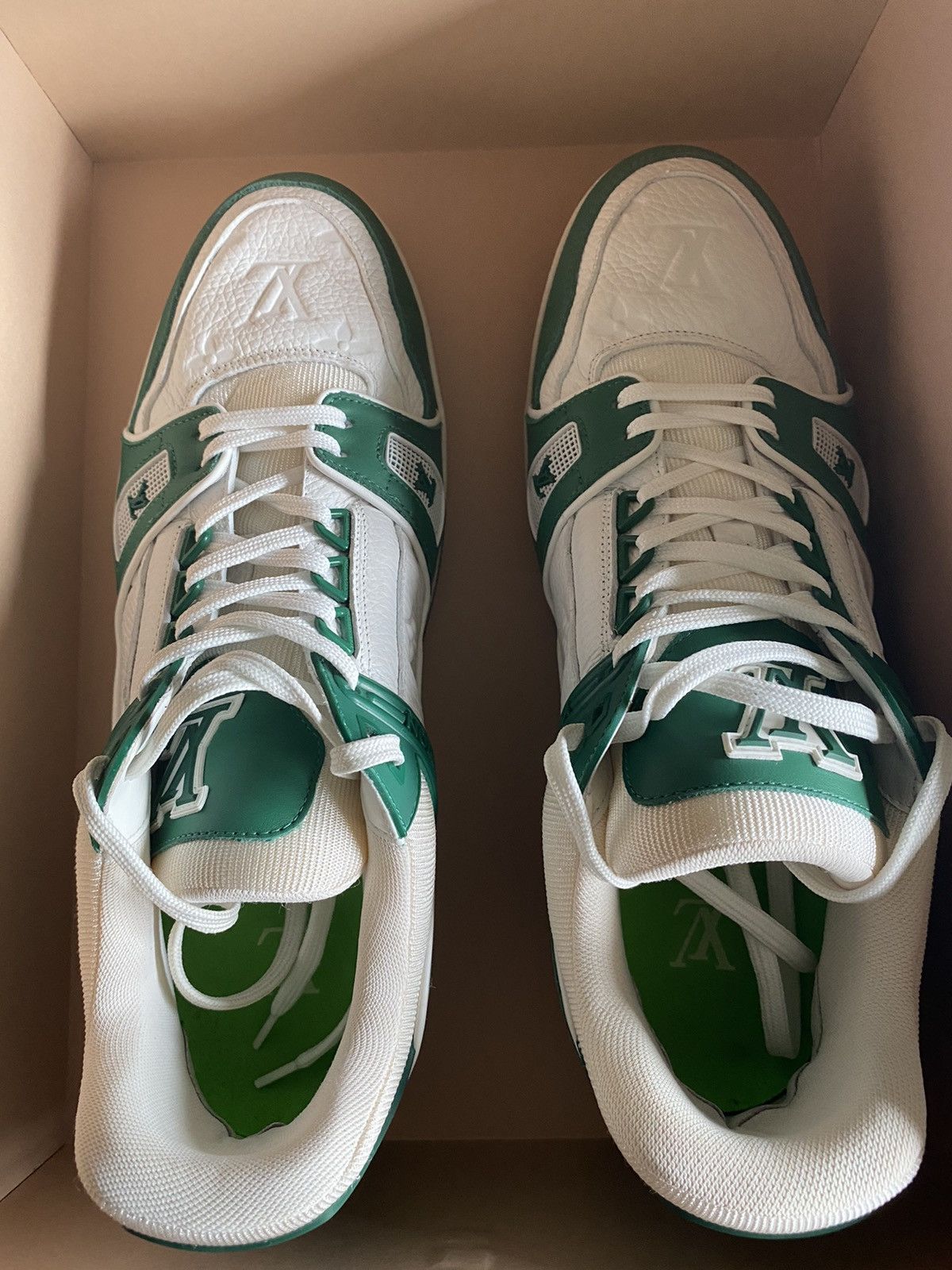 Louis Vuitton Louis Vuitton LV TRAINER SNEAKER Size US 9 / EU 42 - 2 Thumbnail