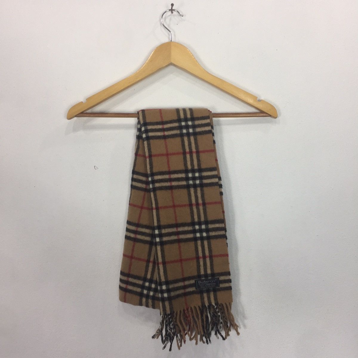 Burberry Burberrys scarf Size ONE SIZE - 1 Thumbnail