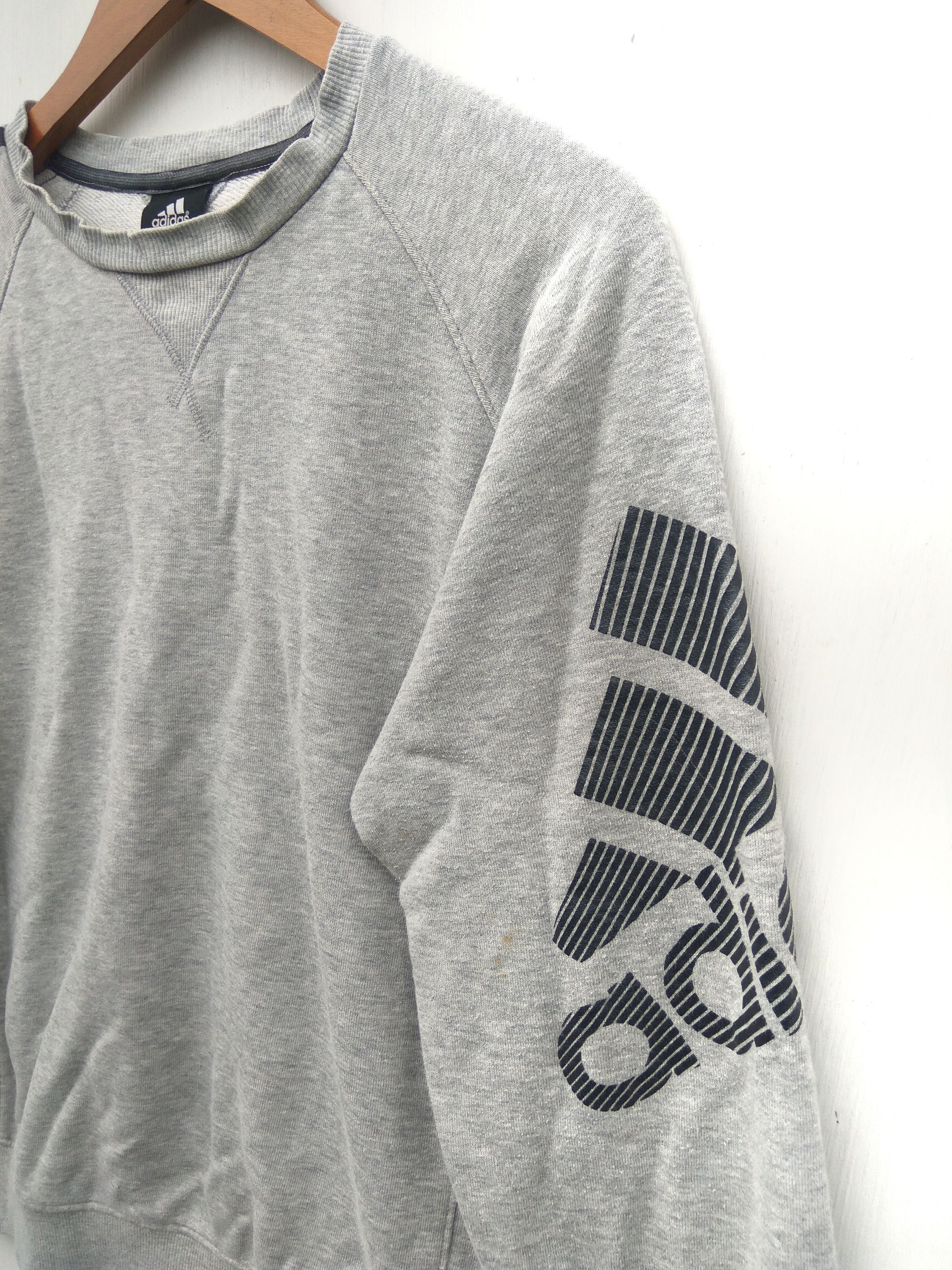 Adidas Vintage Adidas Sweatshirt Big Logo Size US M / EU 48-50 / 2 - 3 Thumbnail