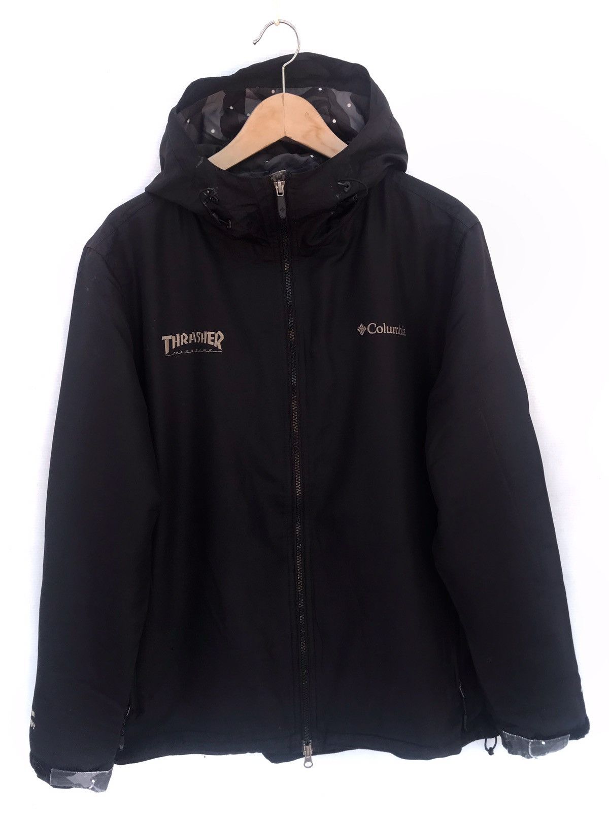 Columbia × THRASHER Wネームフルジップナイロンジャケット