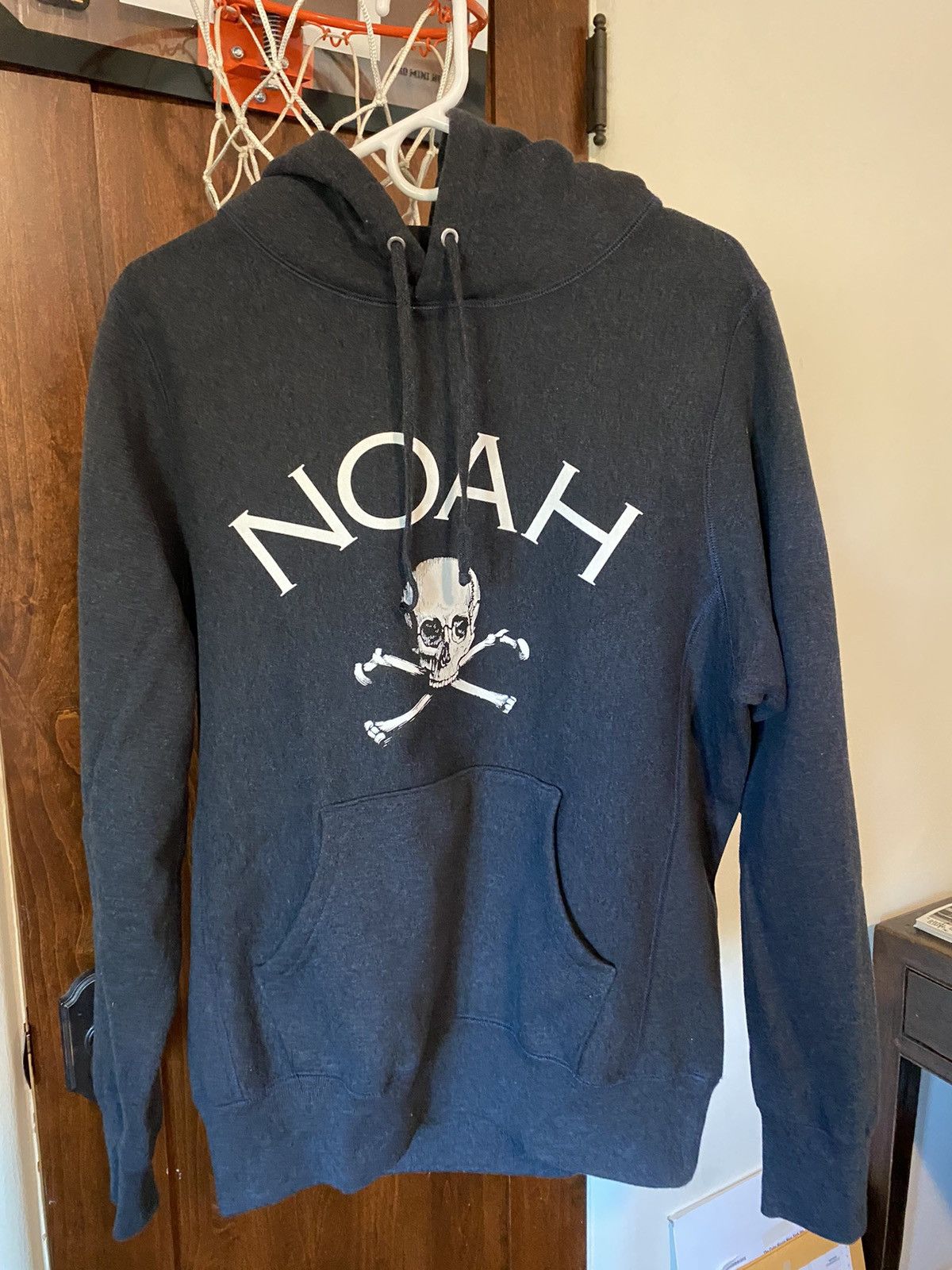 Noah Skull Logo Hoodie Tops