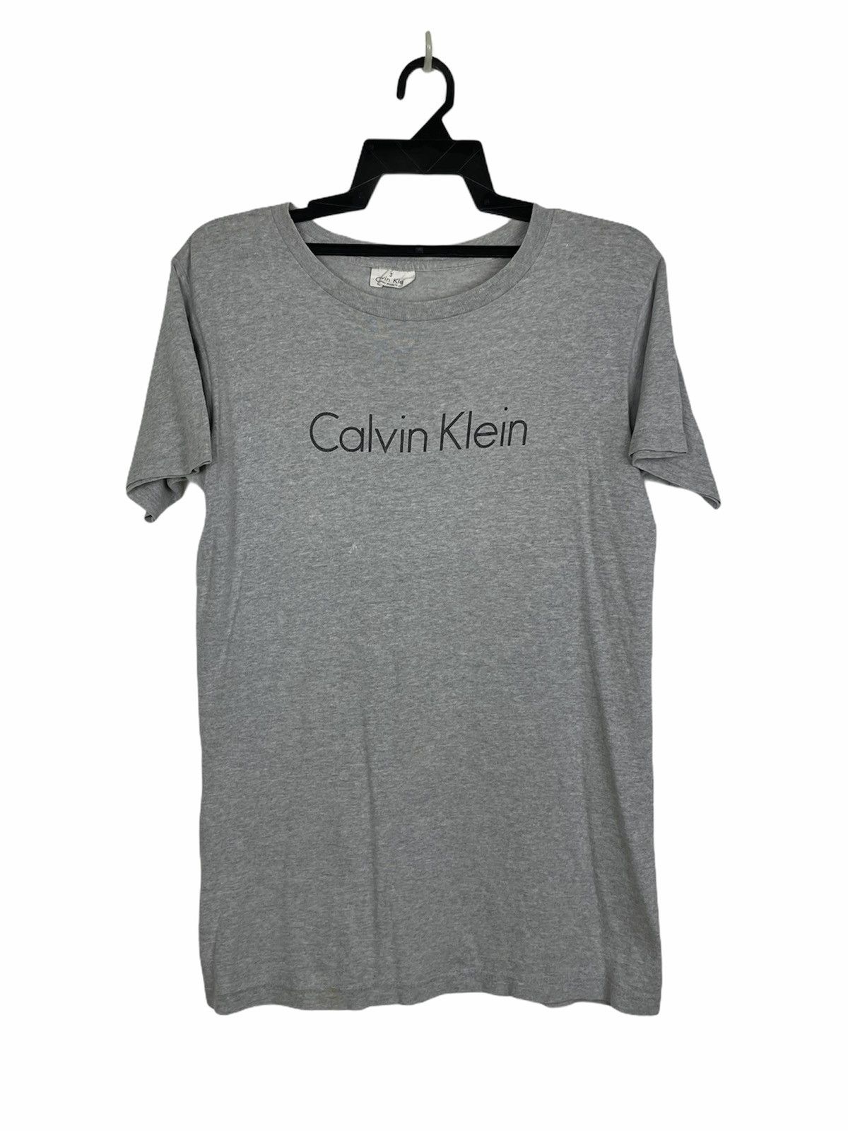 Calvin Klein × Vintage 90s Calvin Klein Tee | Vtg Made in USA Minimalist Size US S / EU 44-46 / 1 - 1 Thumbnail