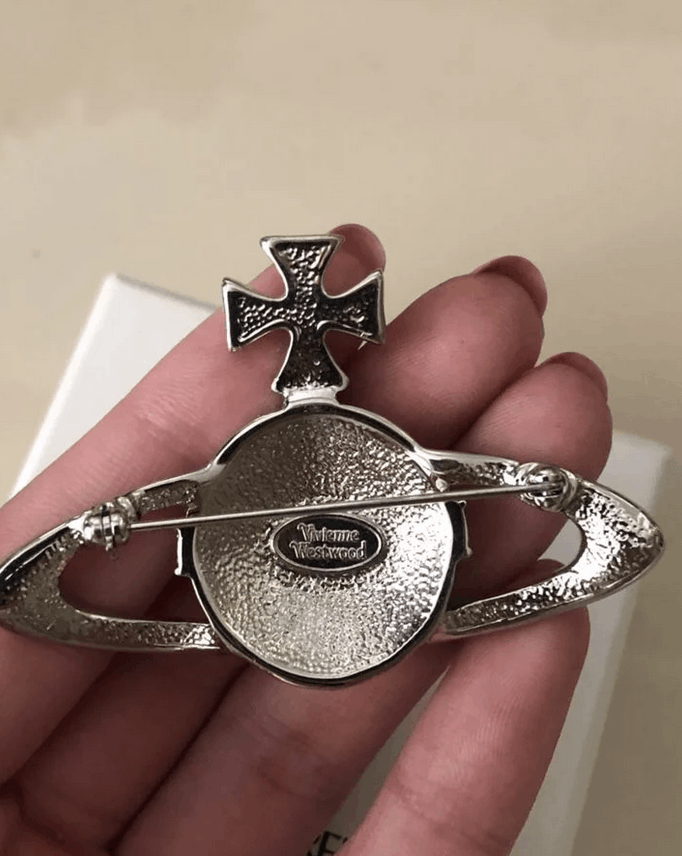 Vivienne Westwood shops Brooch