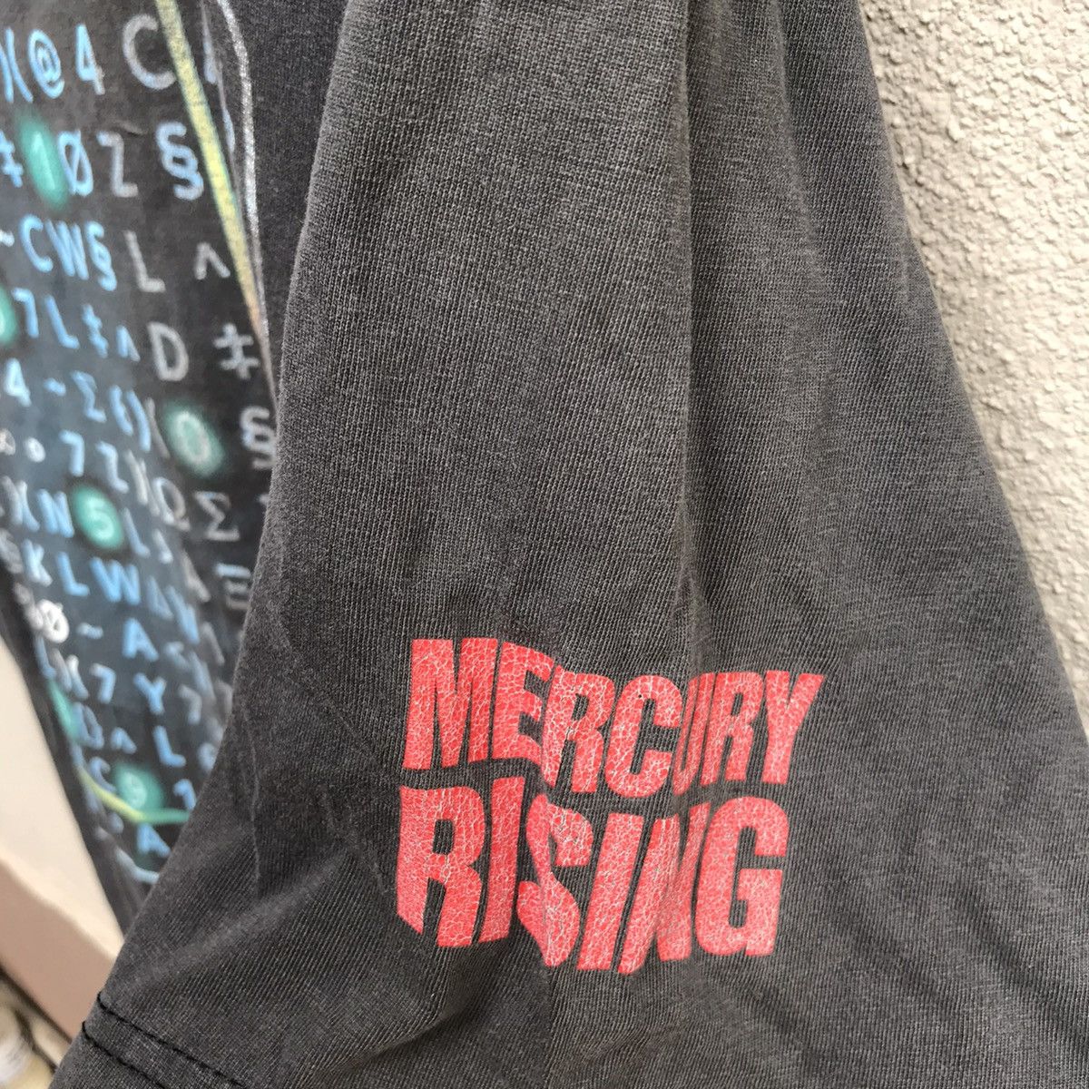 Vintage Vintage 90s MERCURY RISING movie tee bruce willis Size US L / EU 52-54 / 3 - 4 Thumbnail