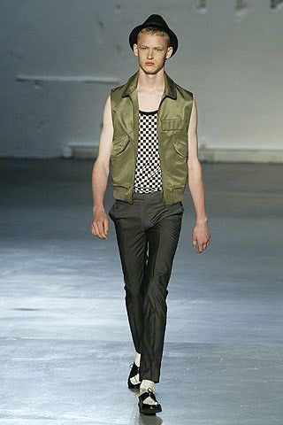 Dior × Hedi Slimane Dior Homme 05 RUNWAY LOOK #47 Hedi Army Green Vest jacket Size US M / EU 48-50 / 2 - 11 Thumbnail