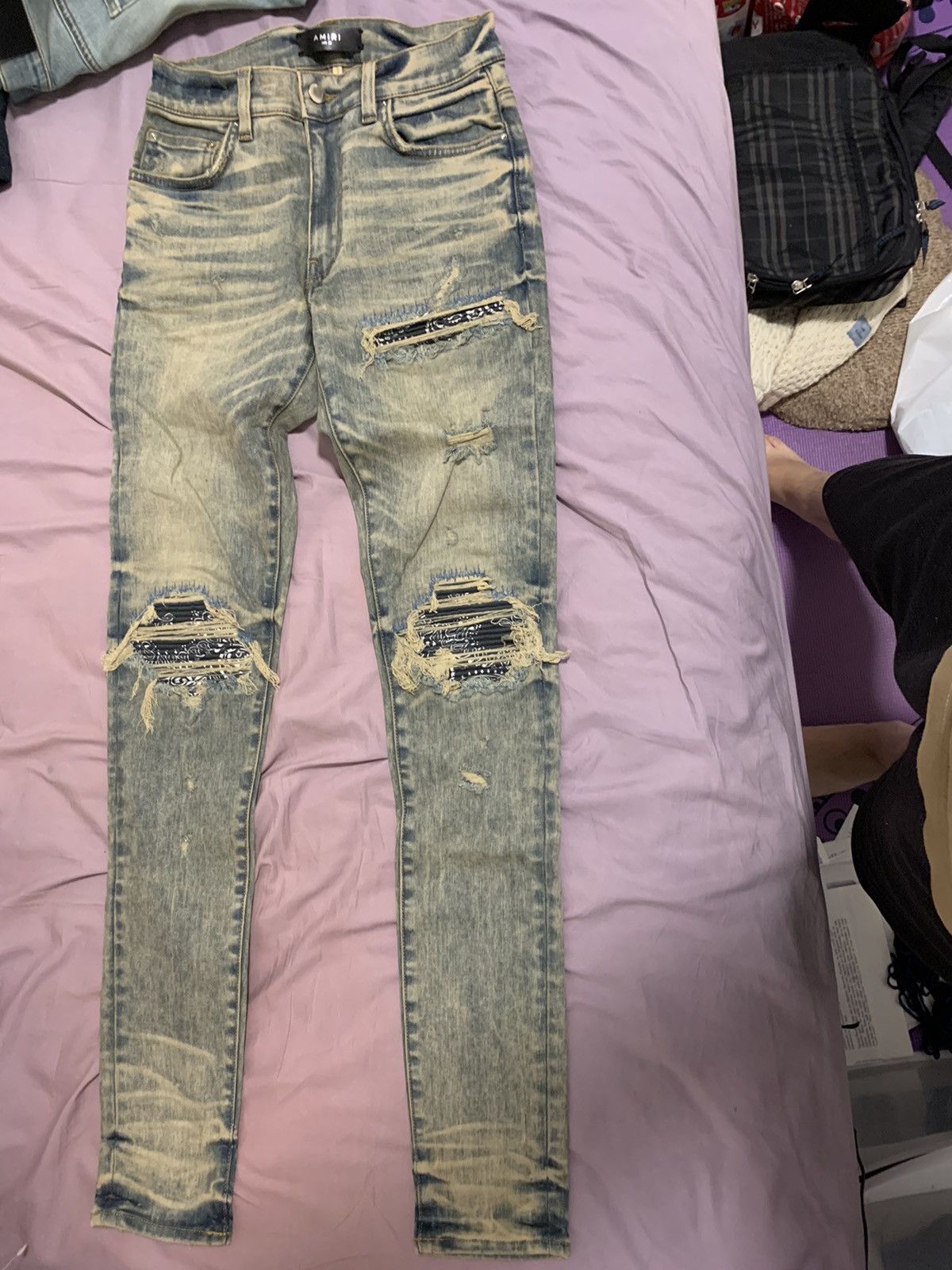 Amiri Dirty Indigo MX1 Charcoal Bandana Jeans | Grailed
