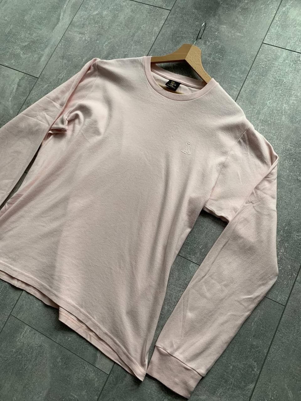October's Very Own Ovo pink man own logo longsleeve October's very own Size US L / EU 52-54 / 3 - 8 Thumbnail