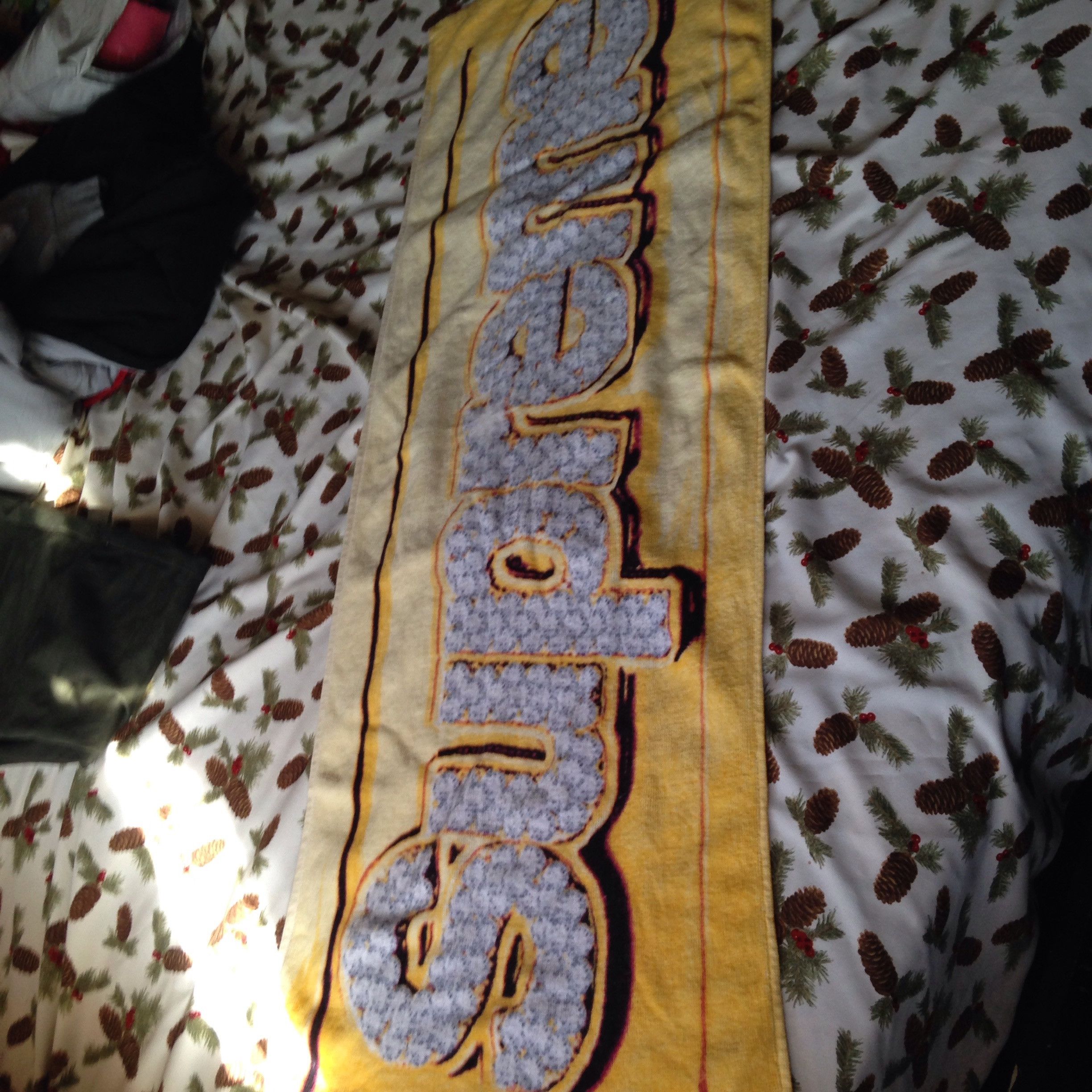 Supreme bling outlet towel