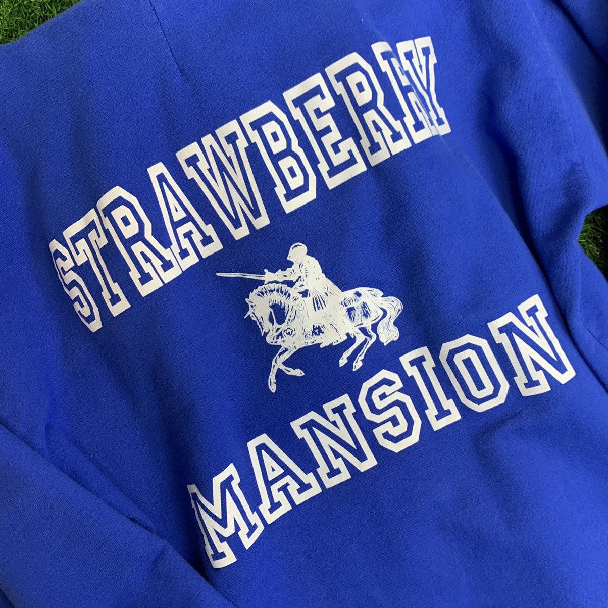 Unwanted Strawberry Mansion Unwanted Sweatshirt Size US XL / EU 56 / 4 - 7 Thumbnail