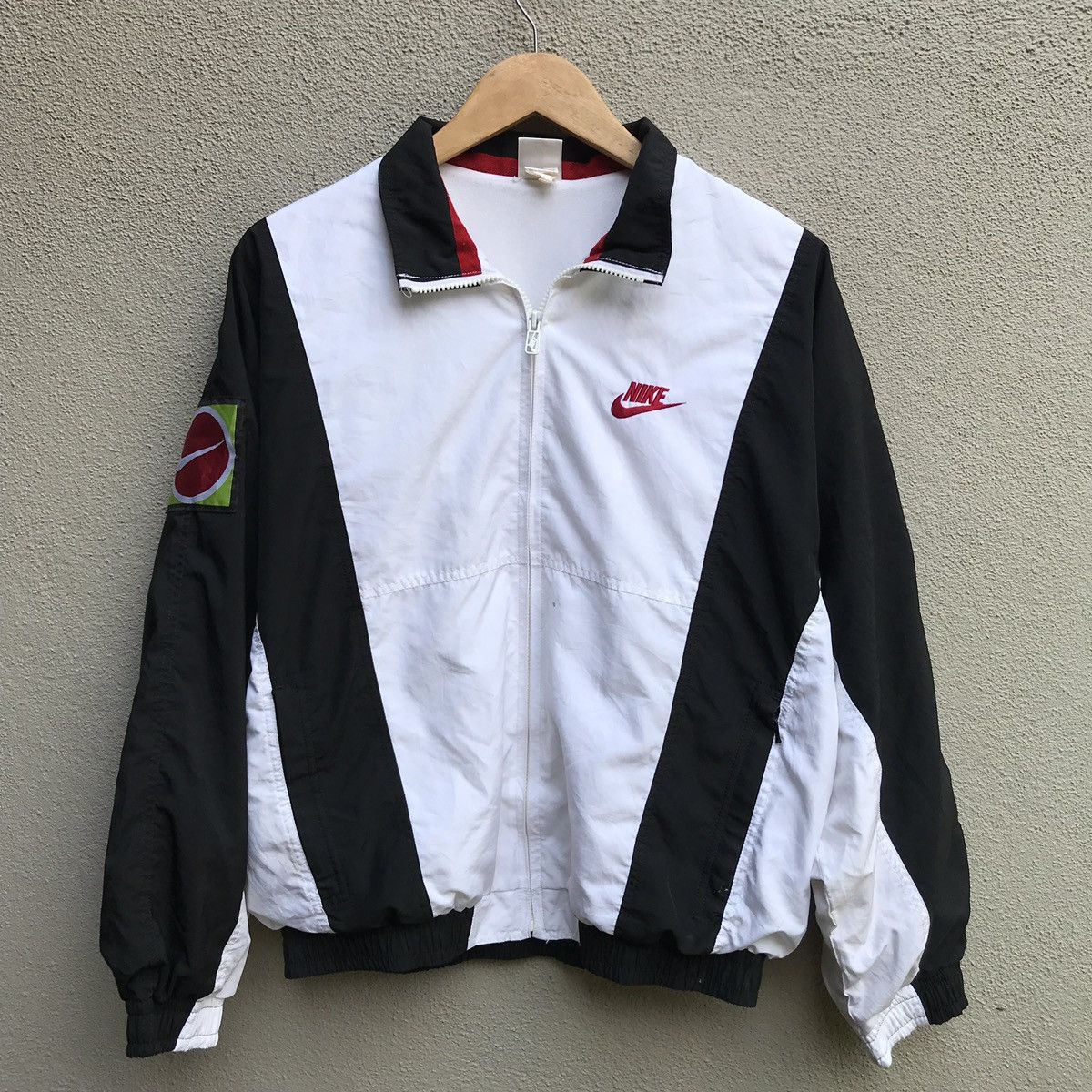 Nike ACG Vintage 90s NIKE Court Challenge Biglogo Embroidered jacket Size US M / EU 48-50 / 2 - 2 Thumbnail
