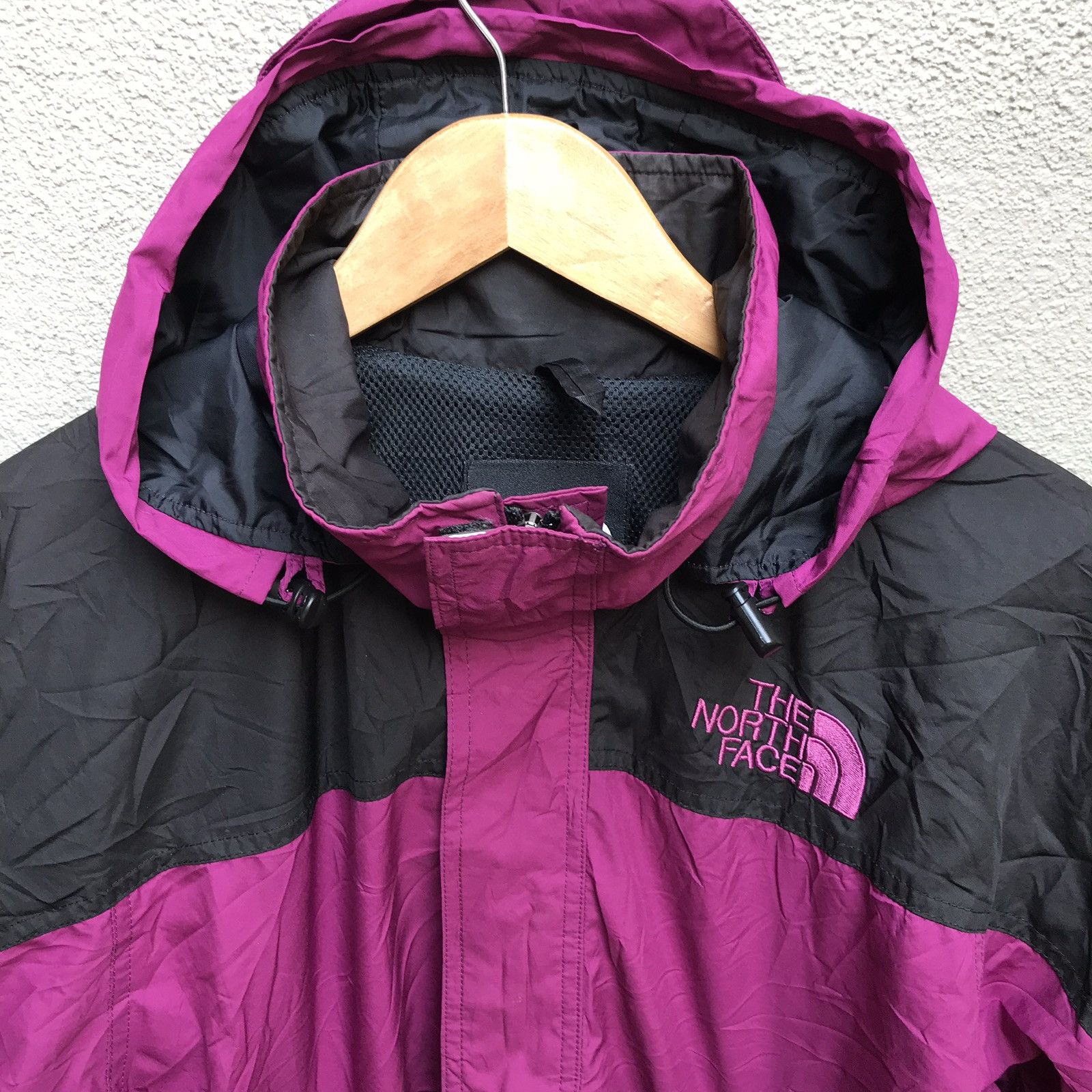 The North Face Vintage THE NORTH FACE Light Zipper Jacket Purple Size US M / EU 48-50 / 2 - 4 Thumbnail