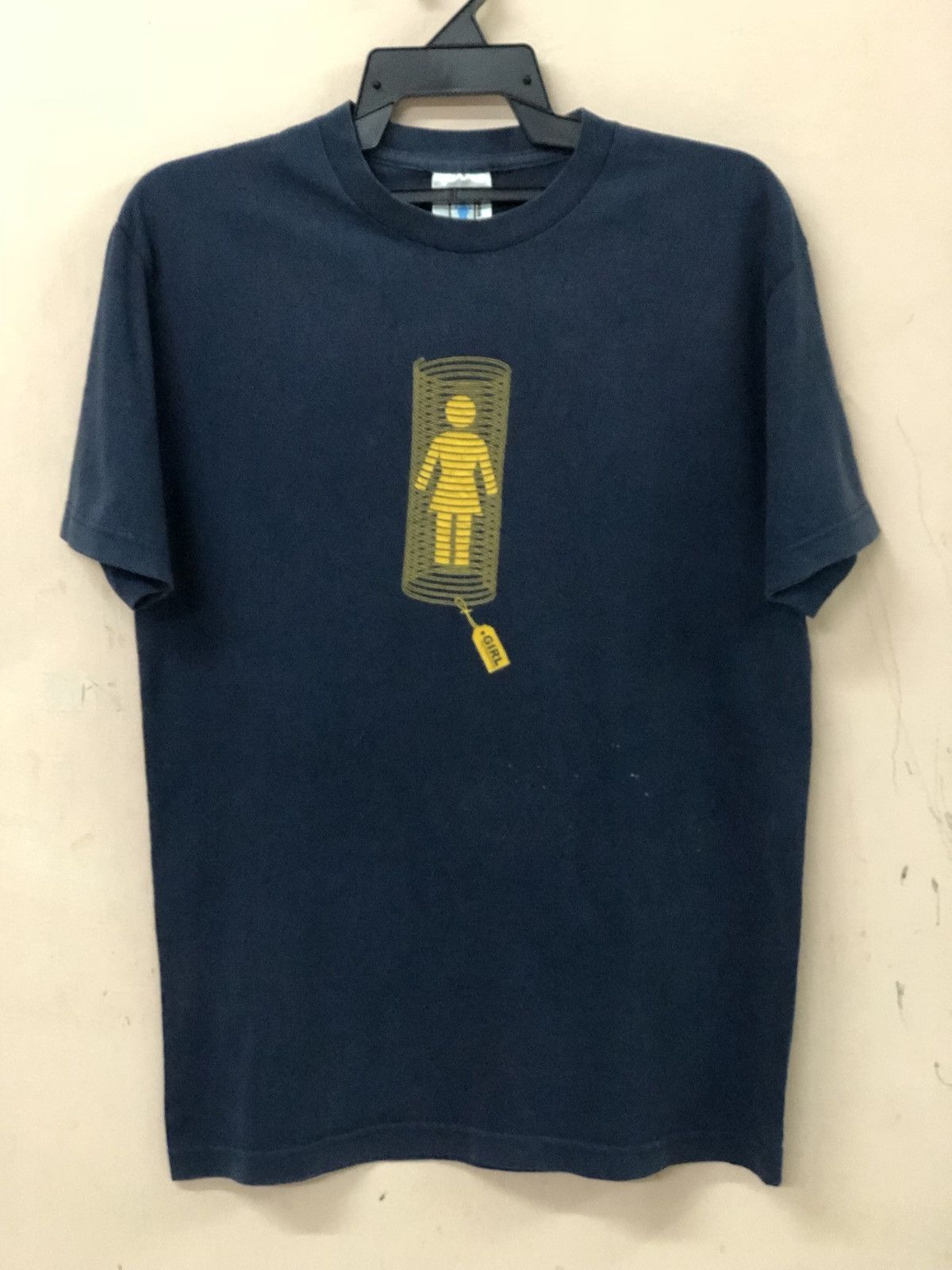 Vintage 90s GIRL Skateboards Streetwear Tee