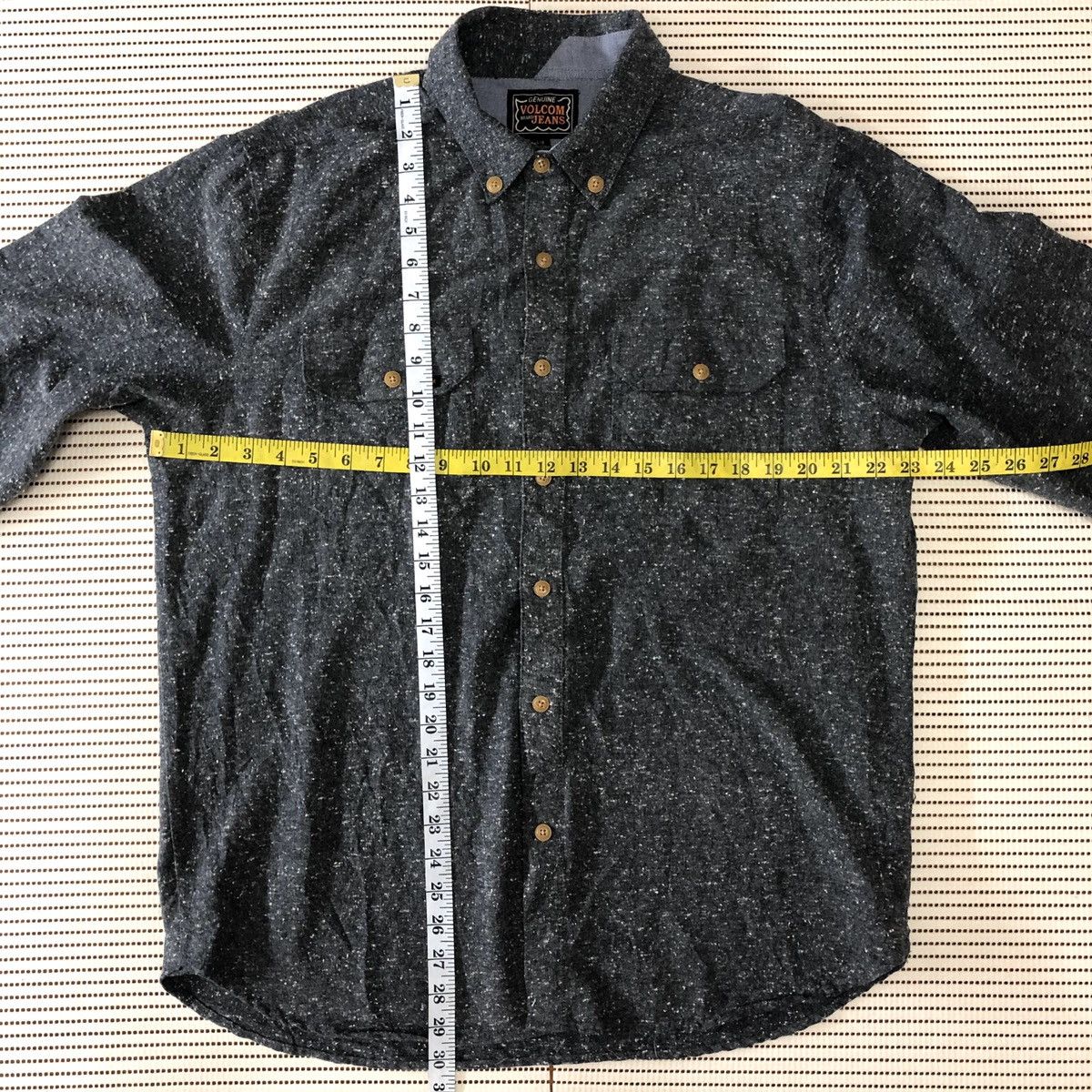 Flannel Volcom Flannel with Double Pocket Dark Grey Color Size US L / EU 52-54 / 3 - 7 Thumbnail