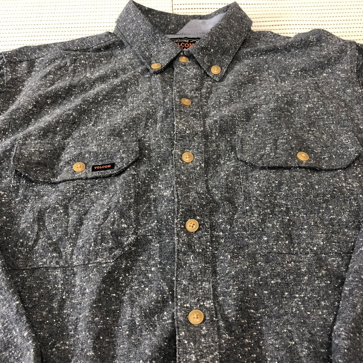 Flannel Volcom Flannel with Double Pocket Dark Grey Color Size US L / EU 52-54 / 3 - 3 Thumbnail