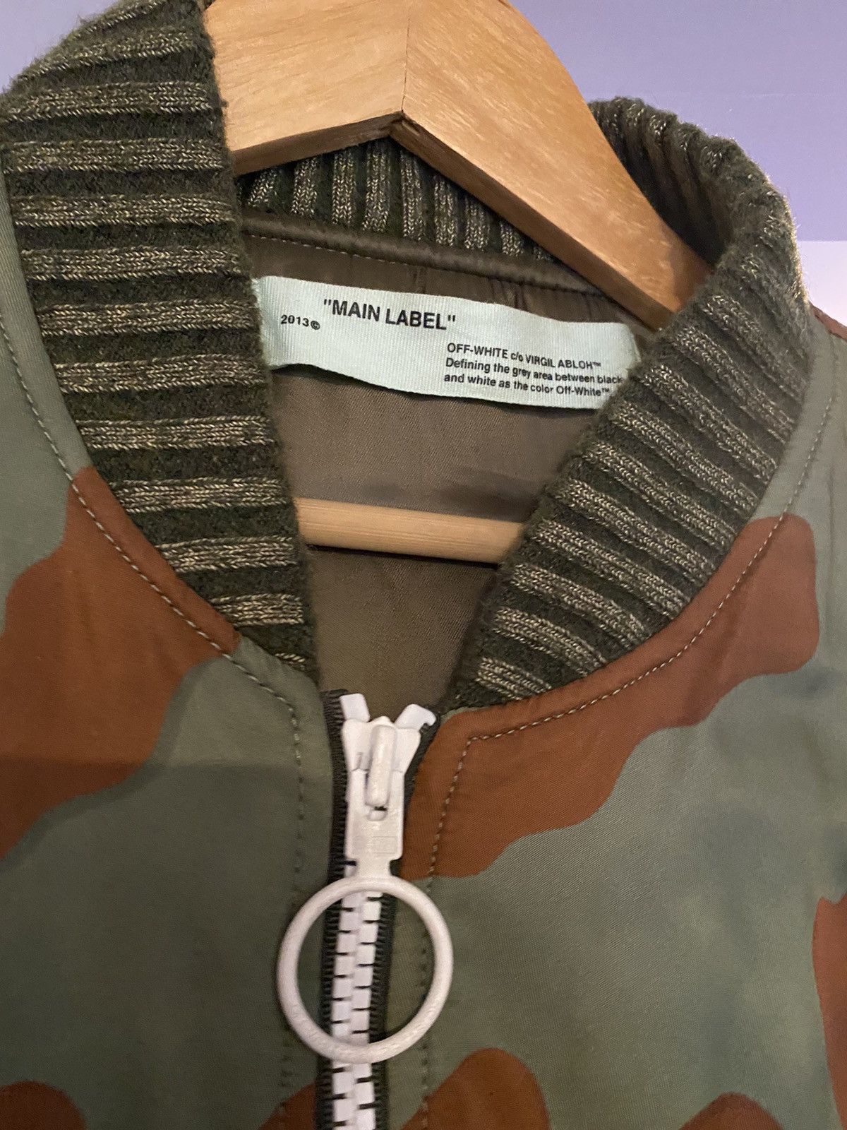 Off-White Off-white camo bomber jacket with strap Size US M / EU 48-50 / 2 - 3 Thumbnail