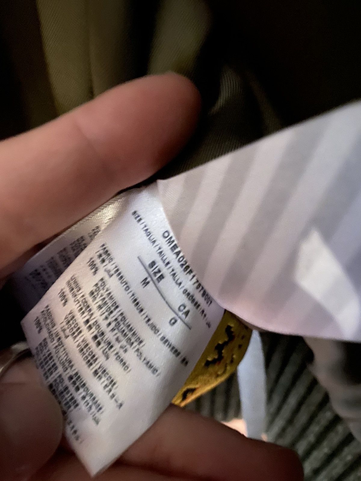 Off-White Off-white camo bomber jacket with strap Size US M / EU 48-50 / 2 - 6 Thumbnail