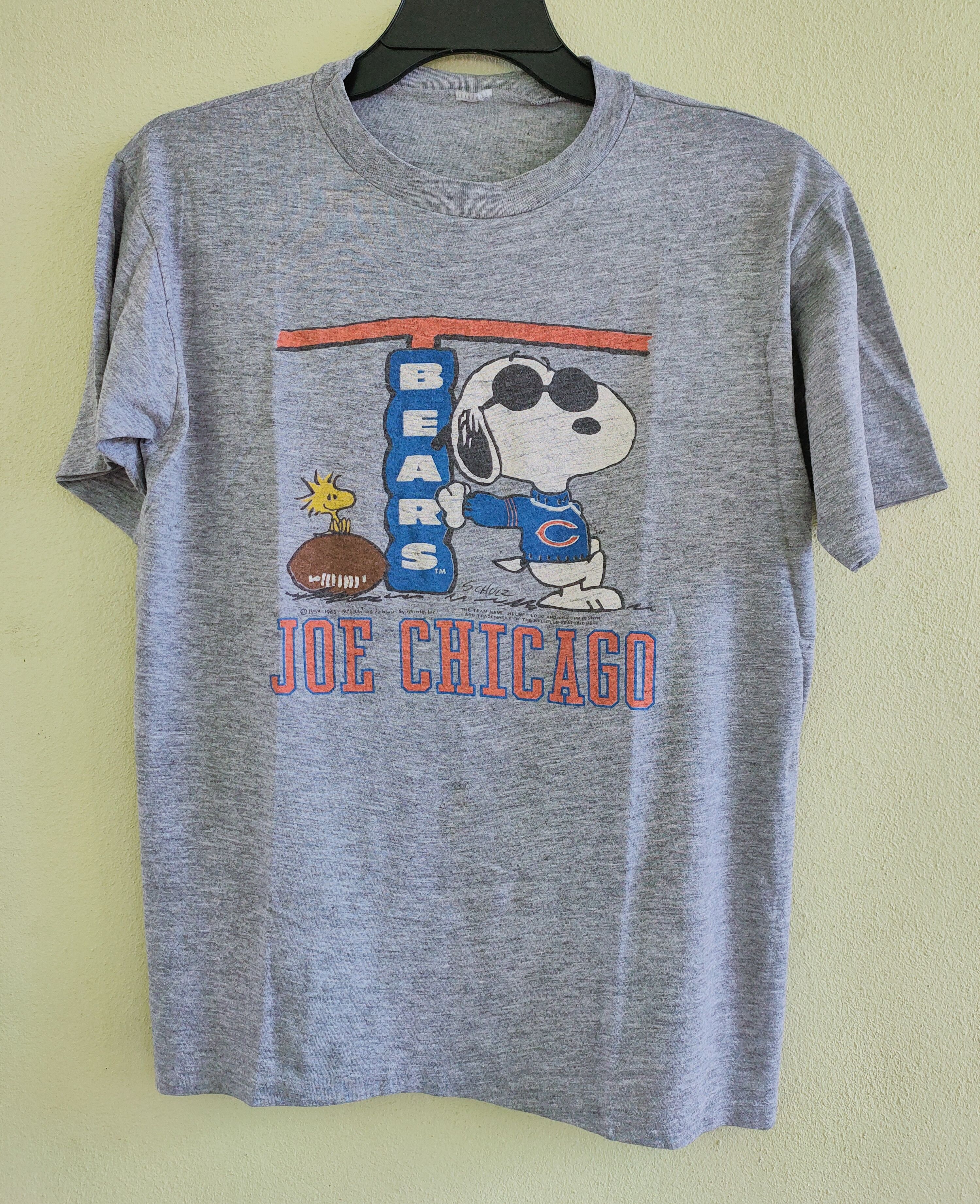 Peanuts Vintage 1971 SNOOPY JOE CHICAGO: CHICAGO BEARS (NFL) tee Size US M / EU 48-50 / 2 - 1 Thumbnail