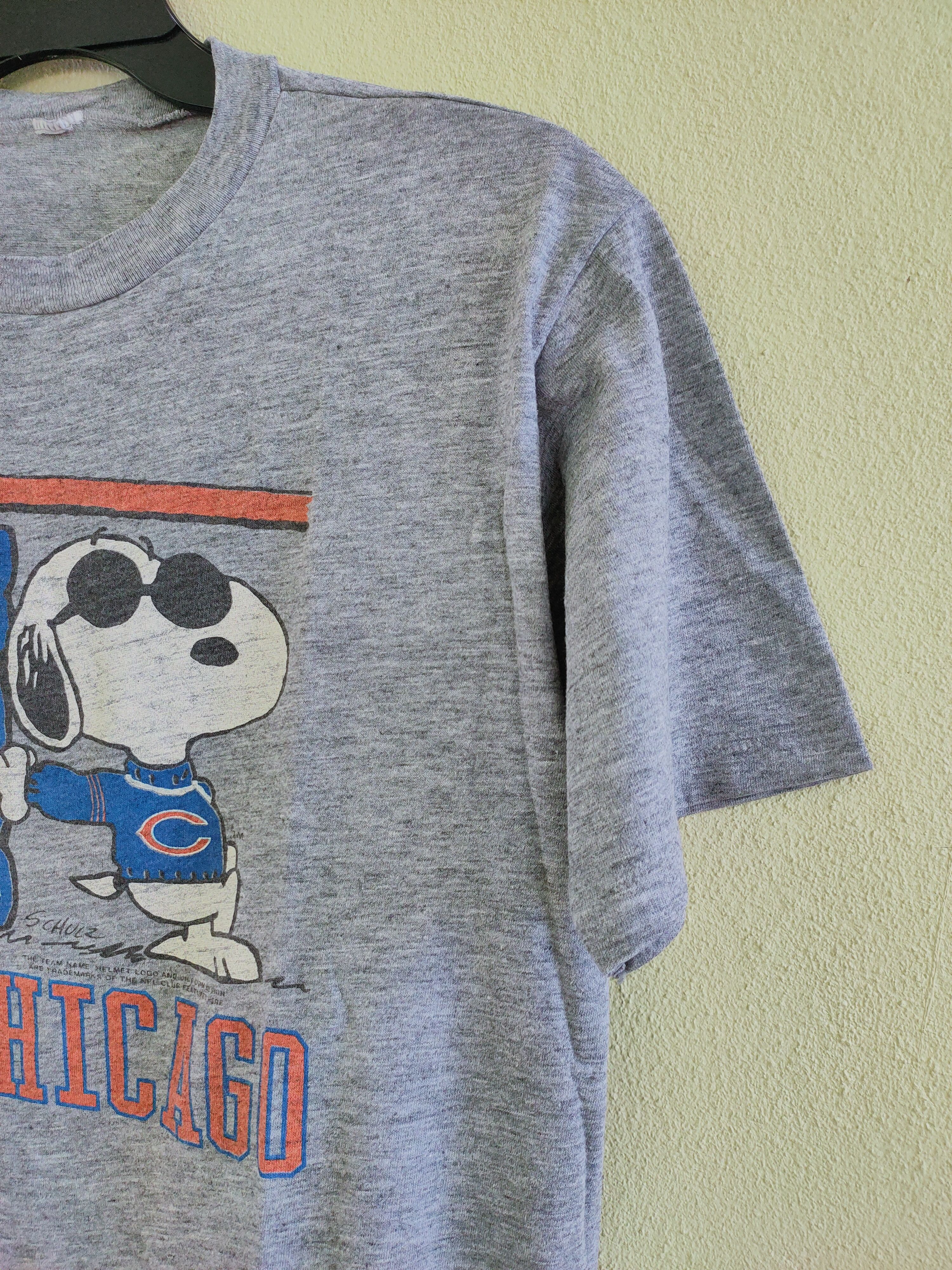 Peanuts Vintage 1971 SNOOPY JOE CHICAGO: CHICAGO BEARS (NFL) tee Size US M / EU 48-50 / 2 - 3 Thumbnail
