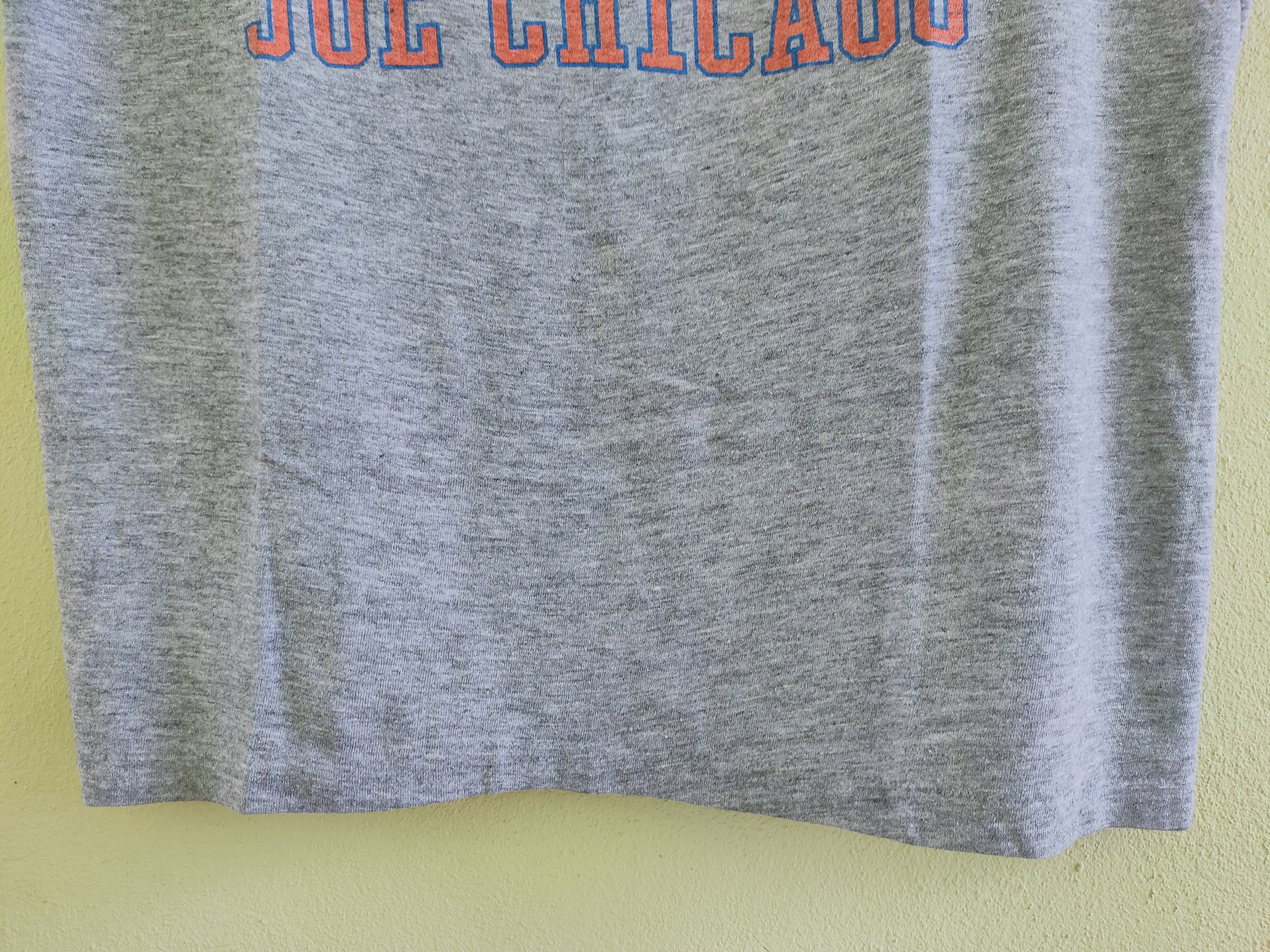 Peanuts Vintage 1971 SNOOPY JOE CHICAGO: CHICAGO BEARS (NFL) tee Size US M / EU 48-50 / 2 - 6 Thumbnail