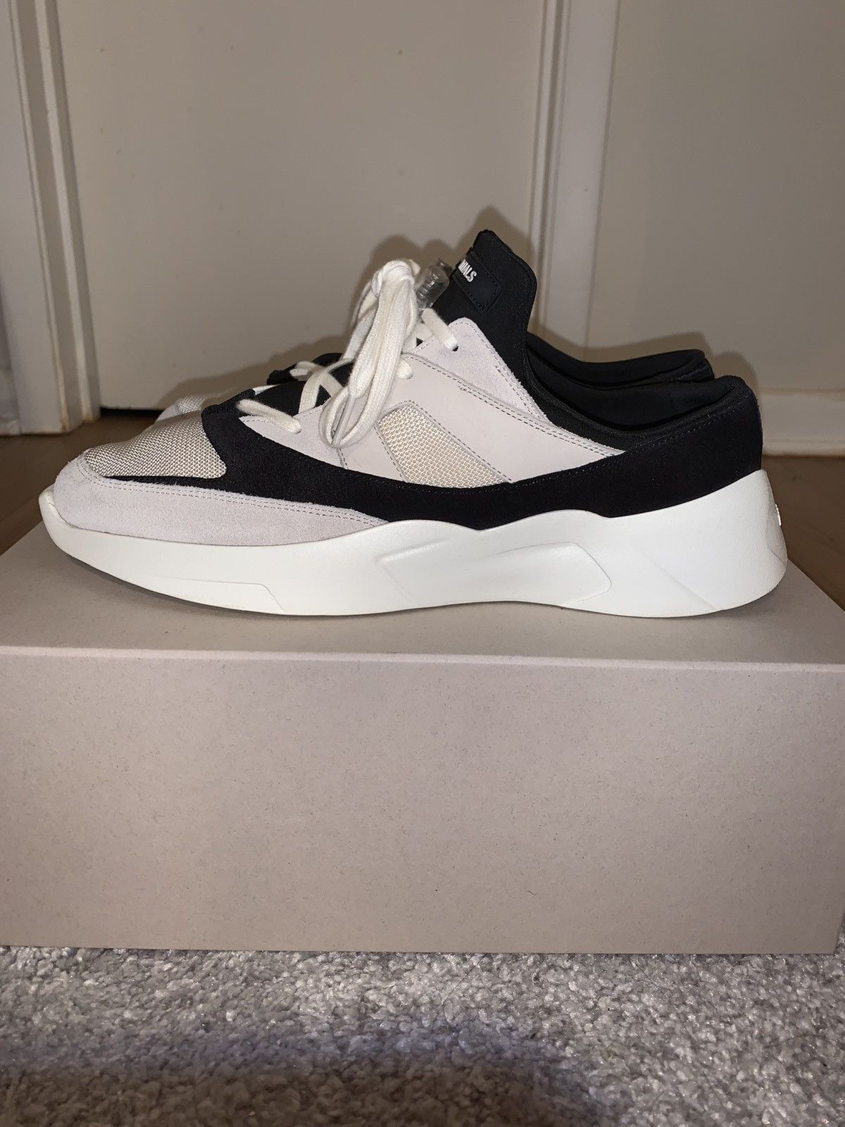 fear of god distance runner black
