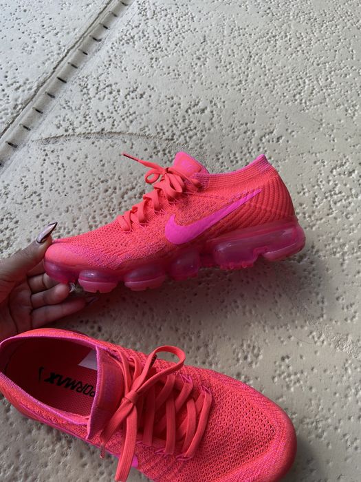 Vapormax on sale hyper punch