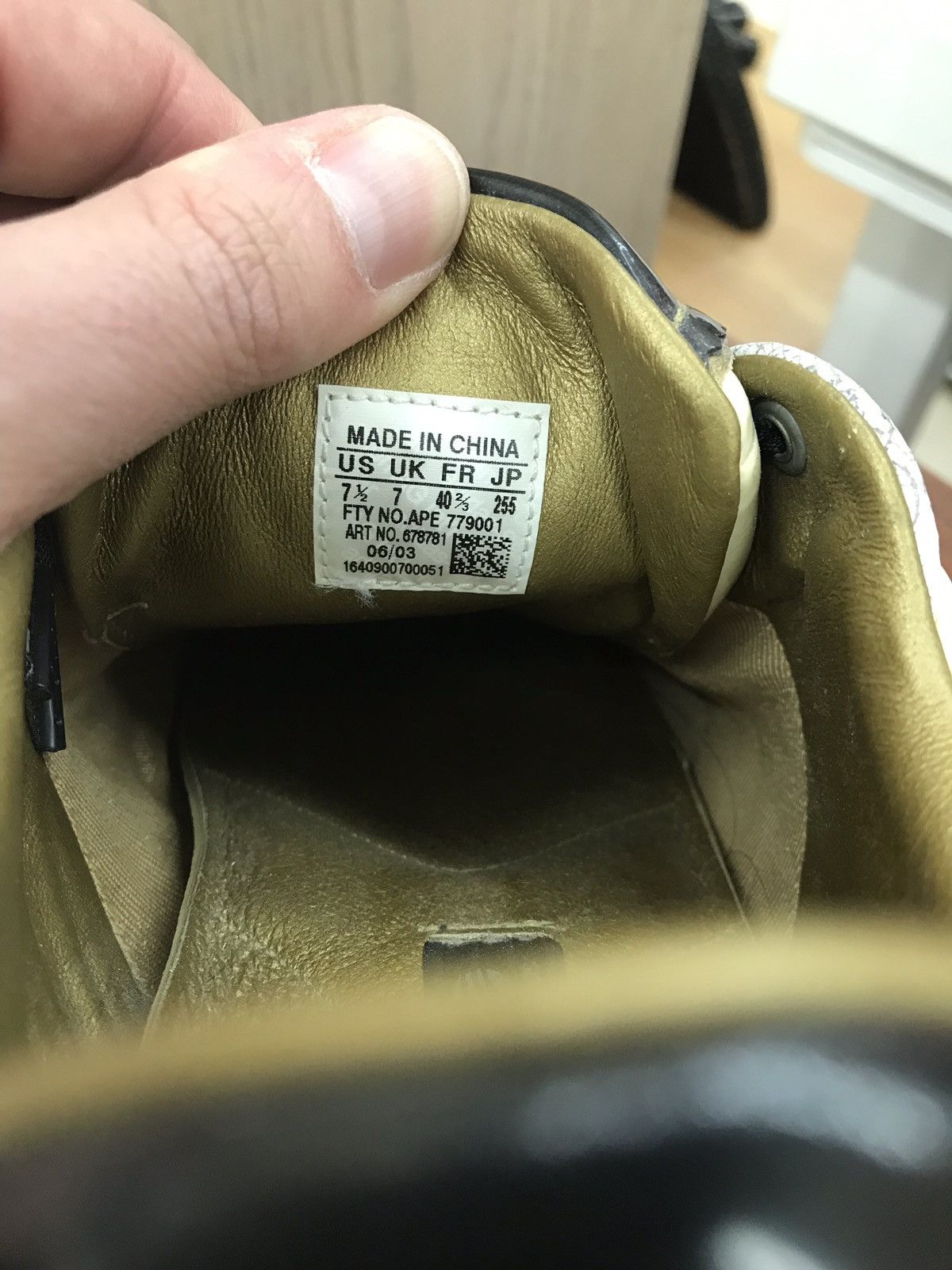 Y-3 × Yohji Yamamoto OG Adidas Y-3 Kicks Size US 7.5 / EU 40-41 - 6 Thumbnail