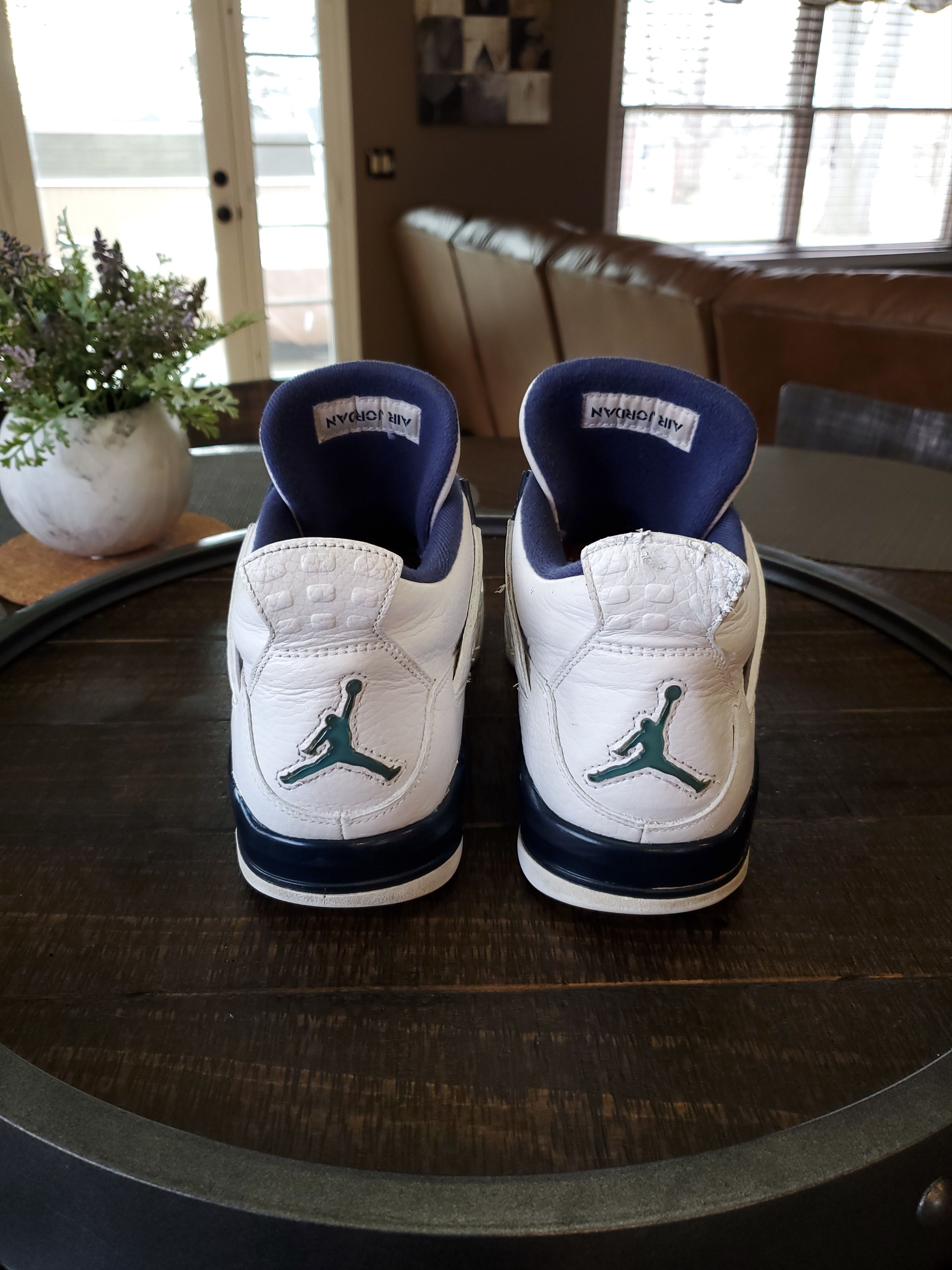 Air Jordan 4 Colombia Legend Blue Size 11.5
