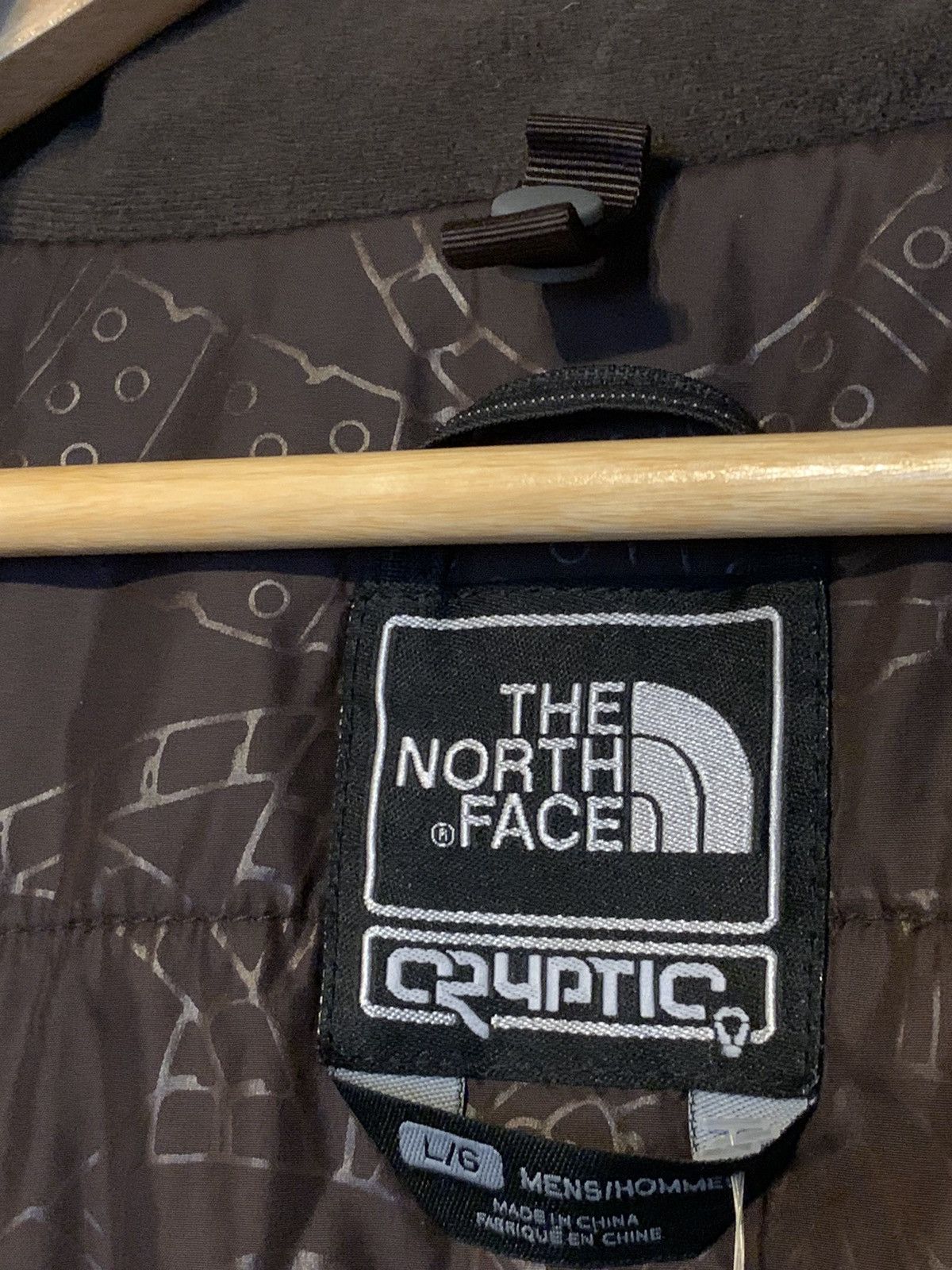 The North Face *RARE* 2008 North Face Cryptic Hyvent Graffiti Jacket - L Size US L / EU 52-54 / 3 - 6 Thumbnail