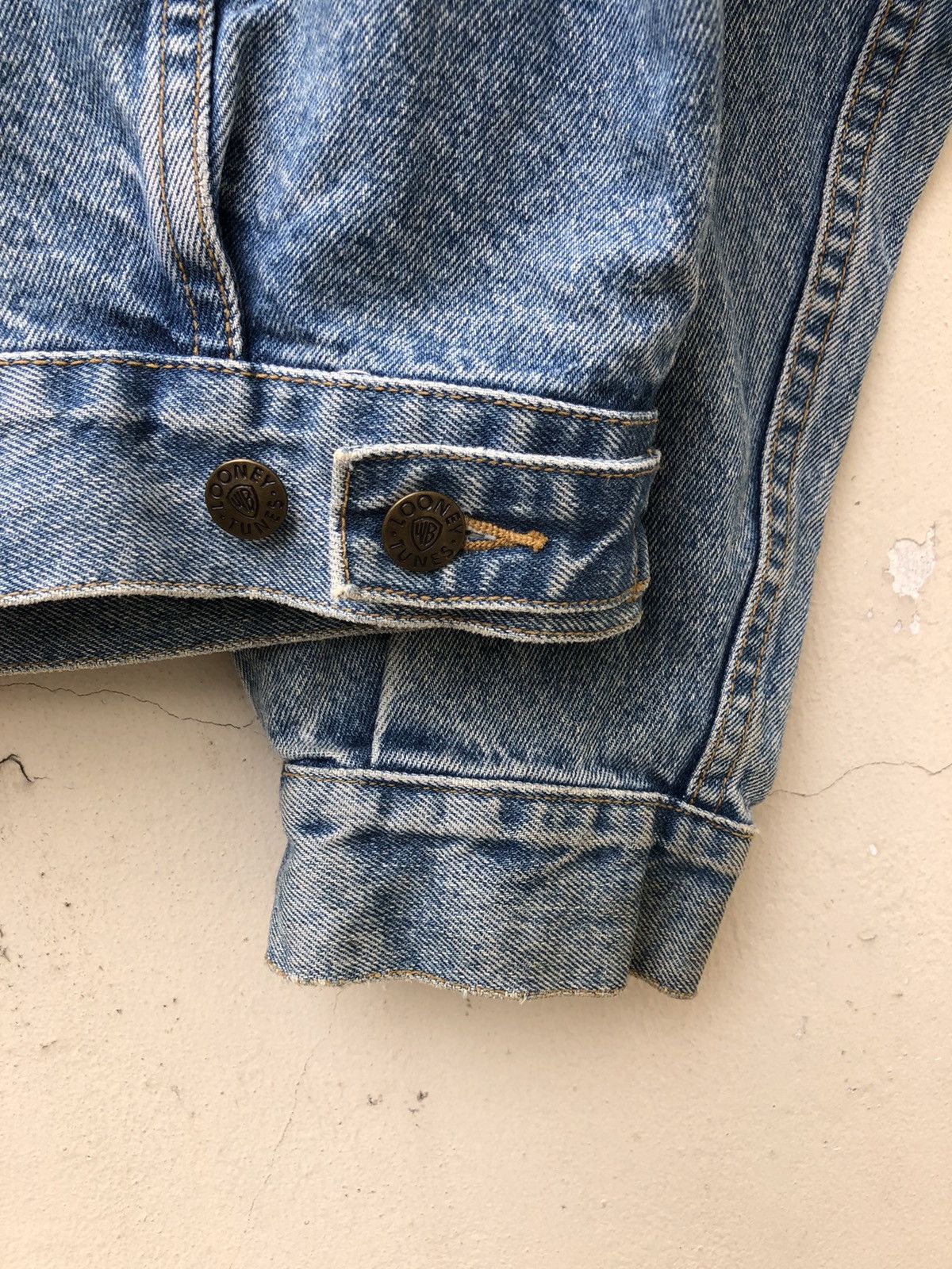 Vintage 90s Warner Bros. Tasmanian New York Oversized Denim Jacket Size US M / EU 48-50 / 2 - 4 Thumbnail