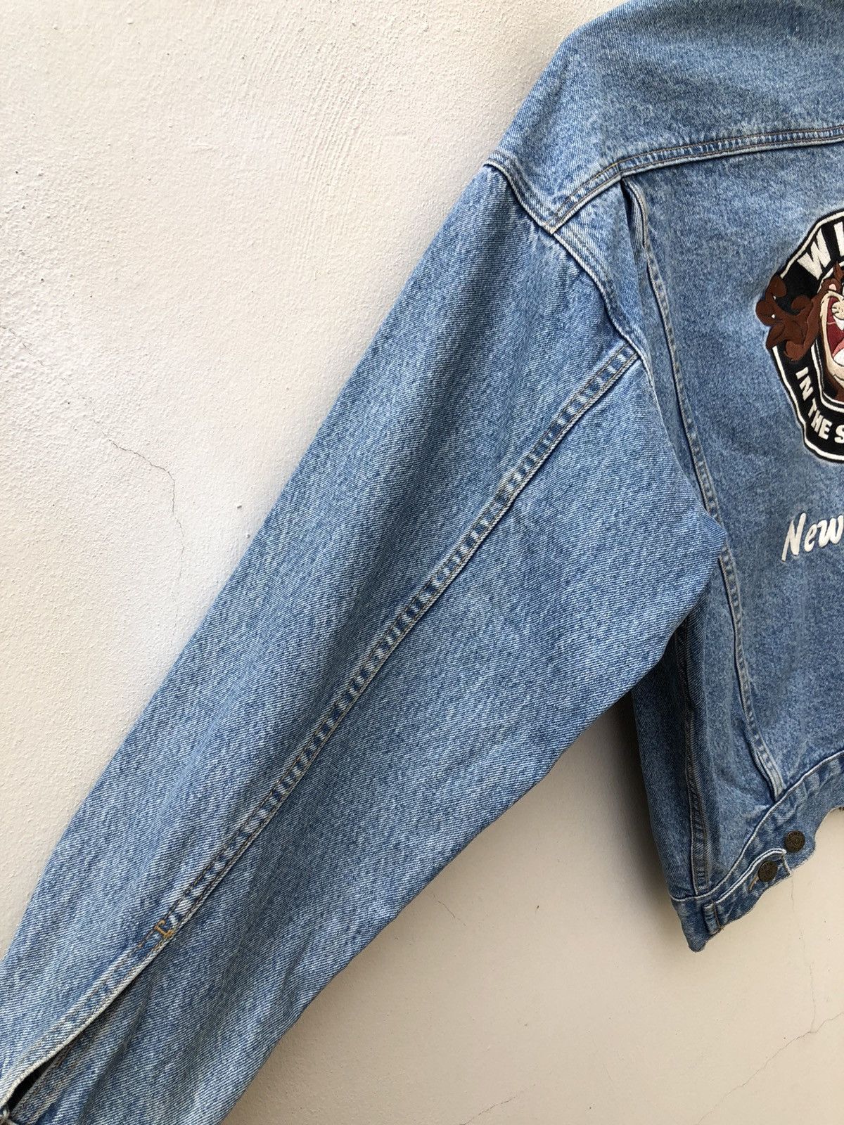 Vintage 90s Warner Bros. Tasmanian New York Oversized Denim Jacket Size US M / EU 48-50 / 2 - 7 Thumbnail
