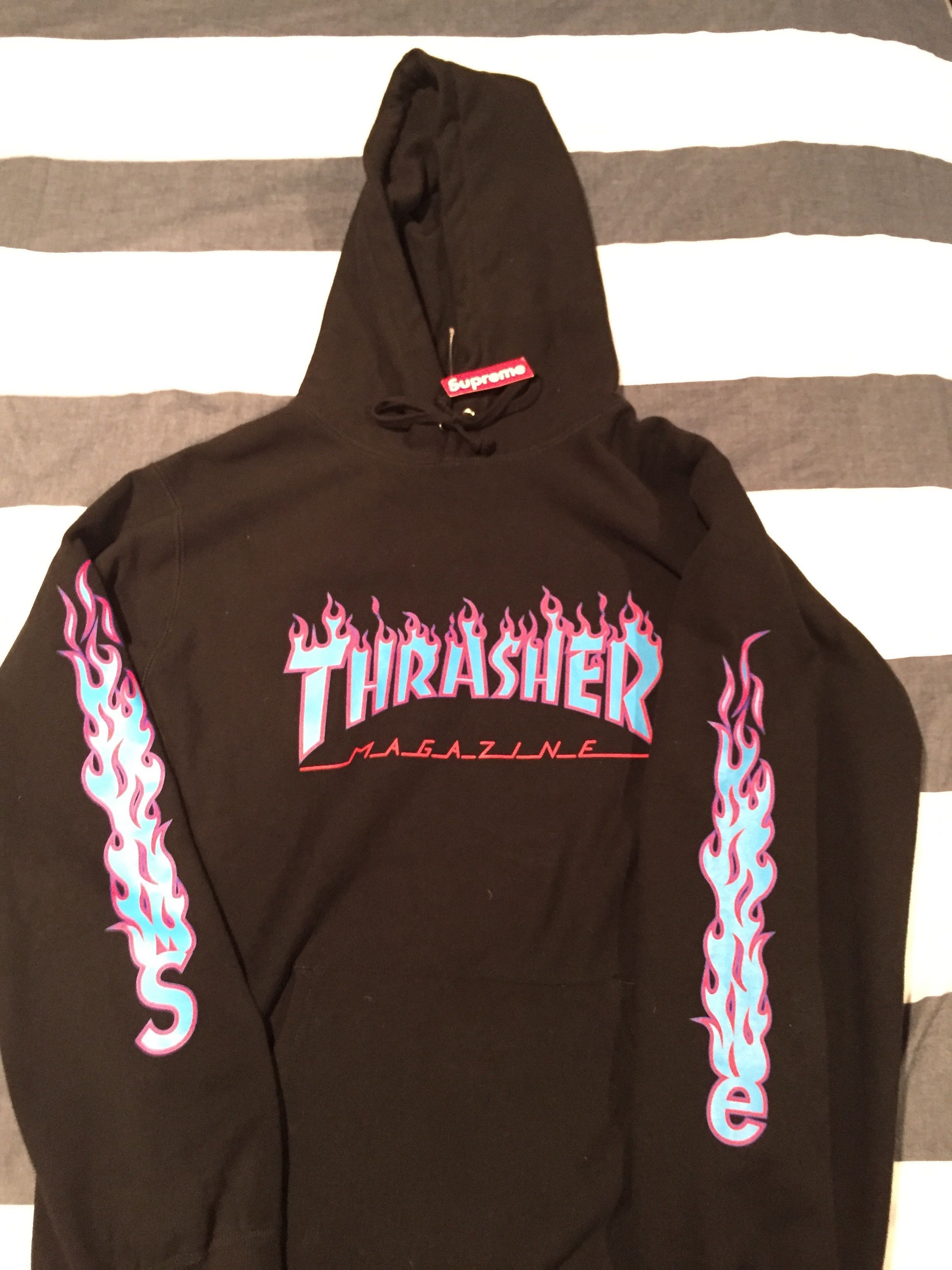 Rare Authentic Supreme x hotsell Thrasher Skateboard Bogo Hoodie size L