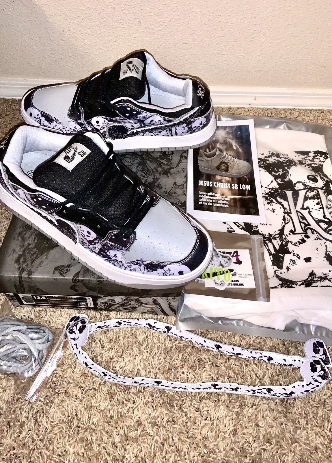 dunk low catacombs