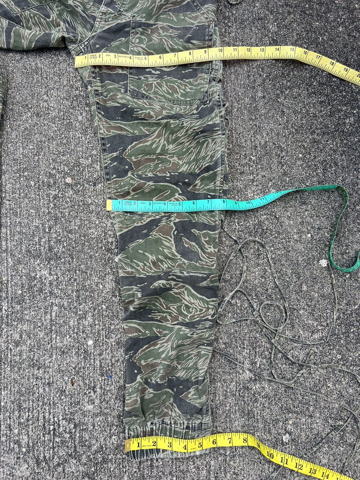 Hysteric Glamour Vintage Hysteric Glamour Tiger Stripe Camo Bondage Crop Pant Size US 29 - 3 Thumbnail