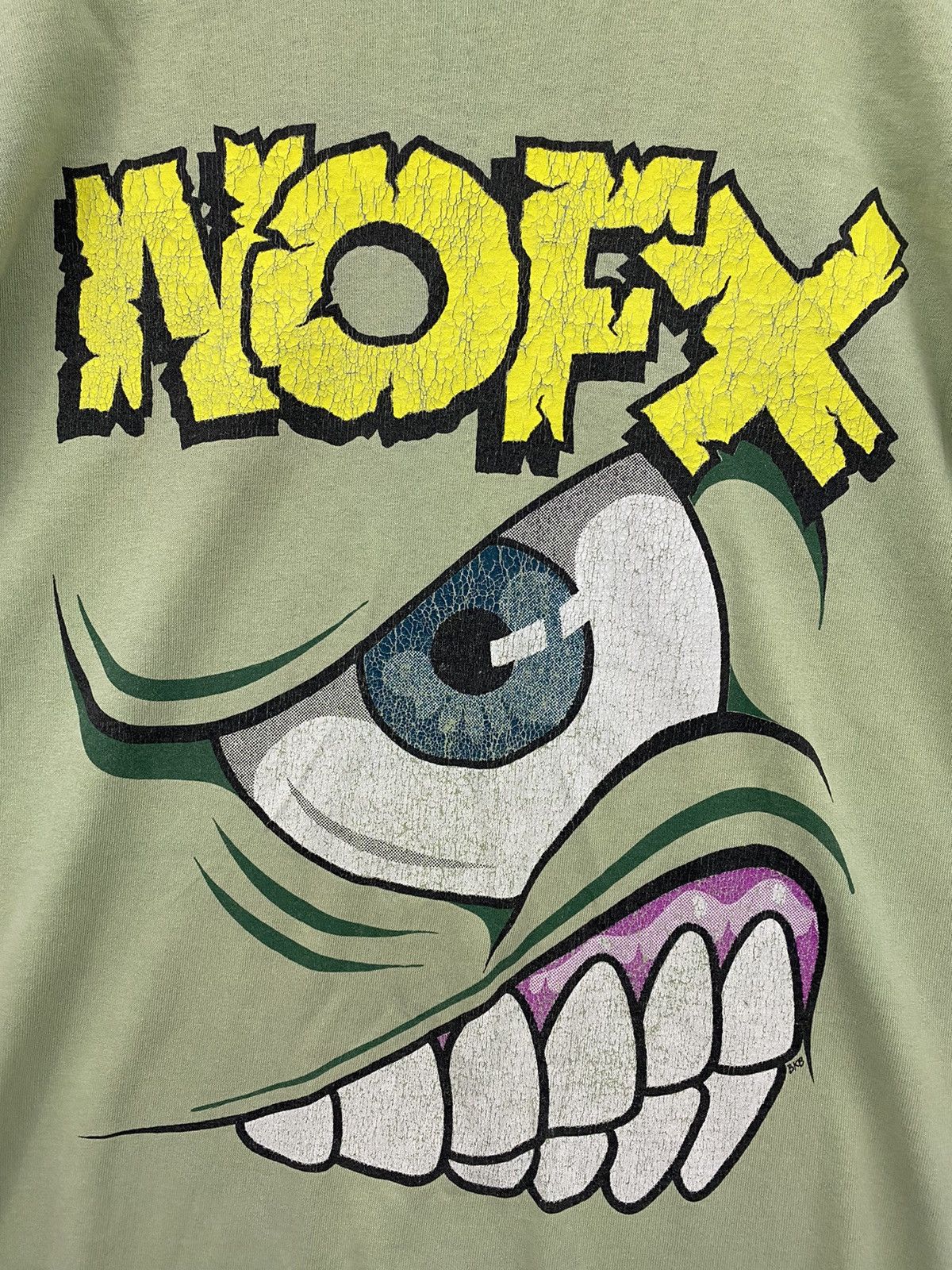 Band Tees vintage 1994 NOFX mons-tour big image rare design t-shirts Size US XL / EU 56 / 4 - 3 Thumbnail
