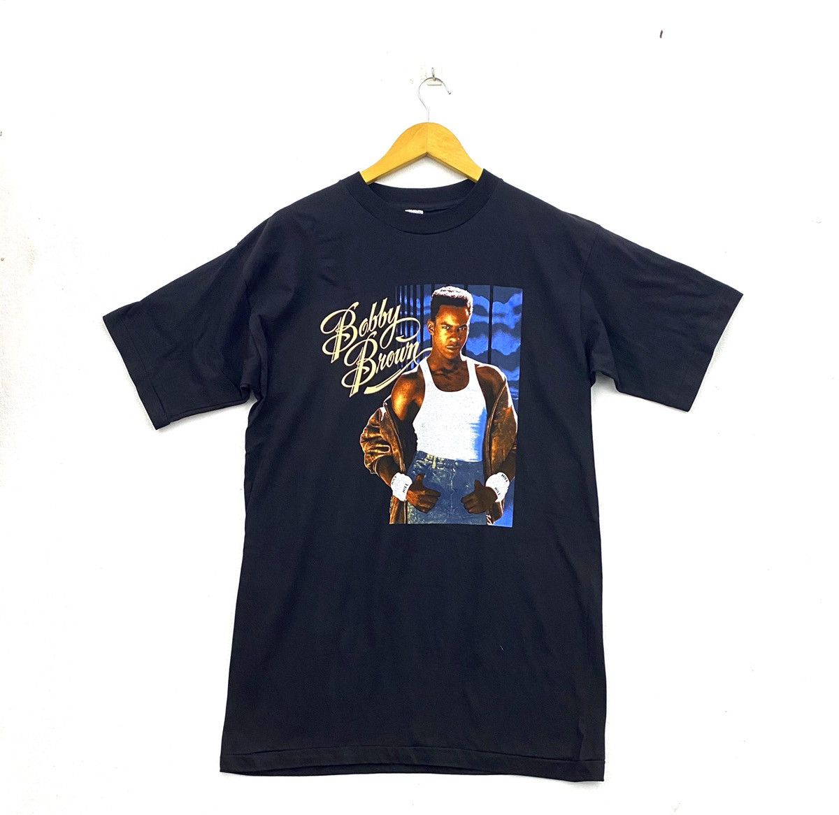 Band Tees vintage 1988 BOBBY BROWN big image rare design nike t-shirts Size US XL / EU 56 / 4 - 1 Thumbnail