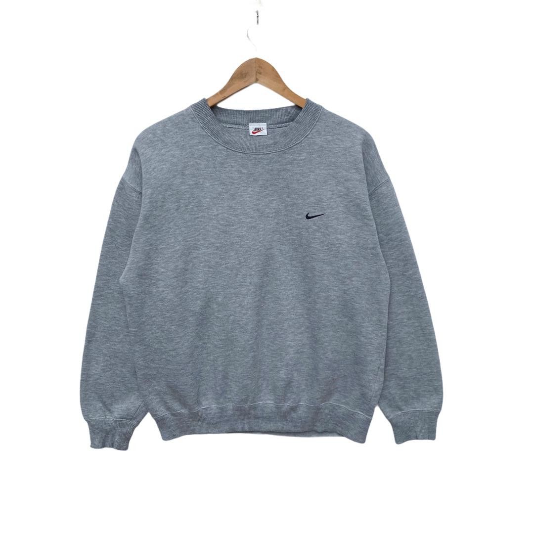 VINTAGE NIKE SWEATSHIRT SMALL LOGO MEDIUM SIZE