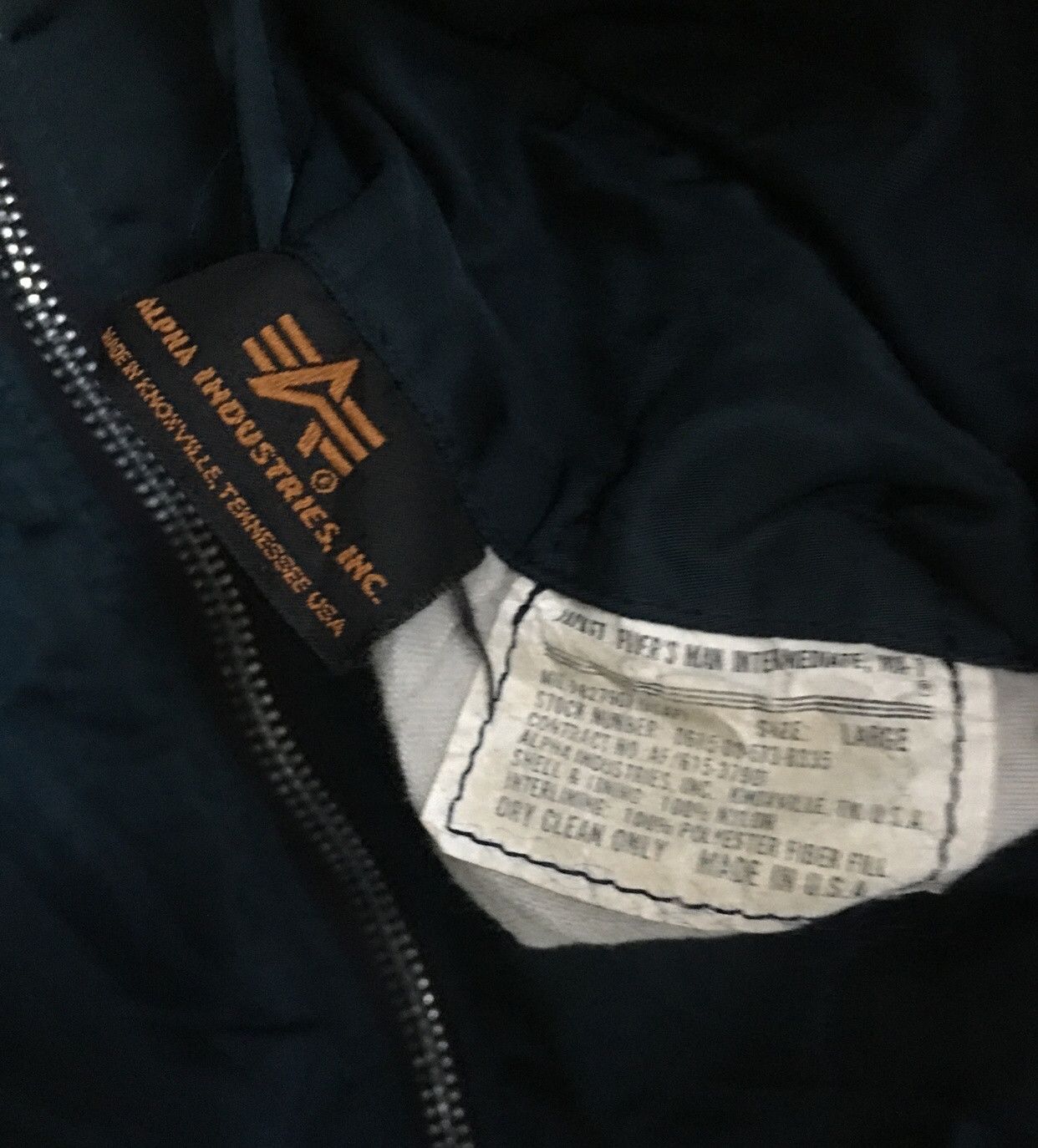 Alpha Industries Vintage Trashed Alpha industry Ma1 Flight Bomber ERD Grunge Size US L / EU 52-54 / 3 - 5 Thumbnail