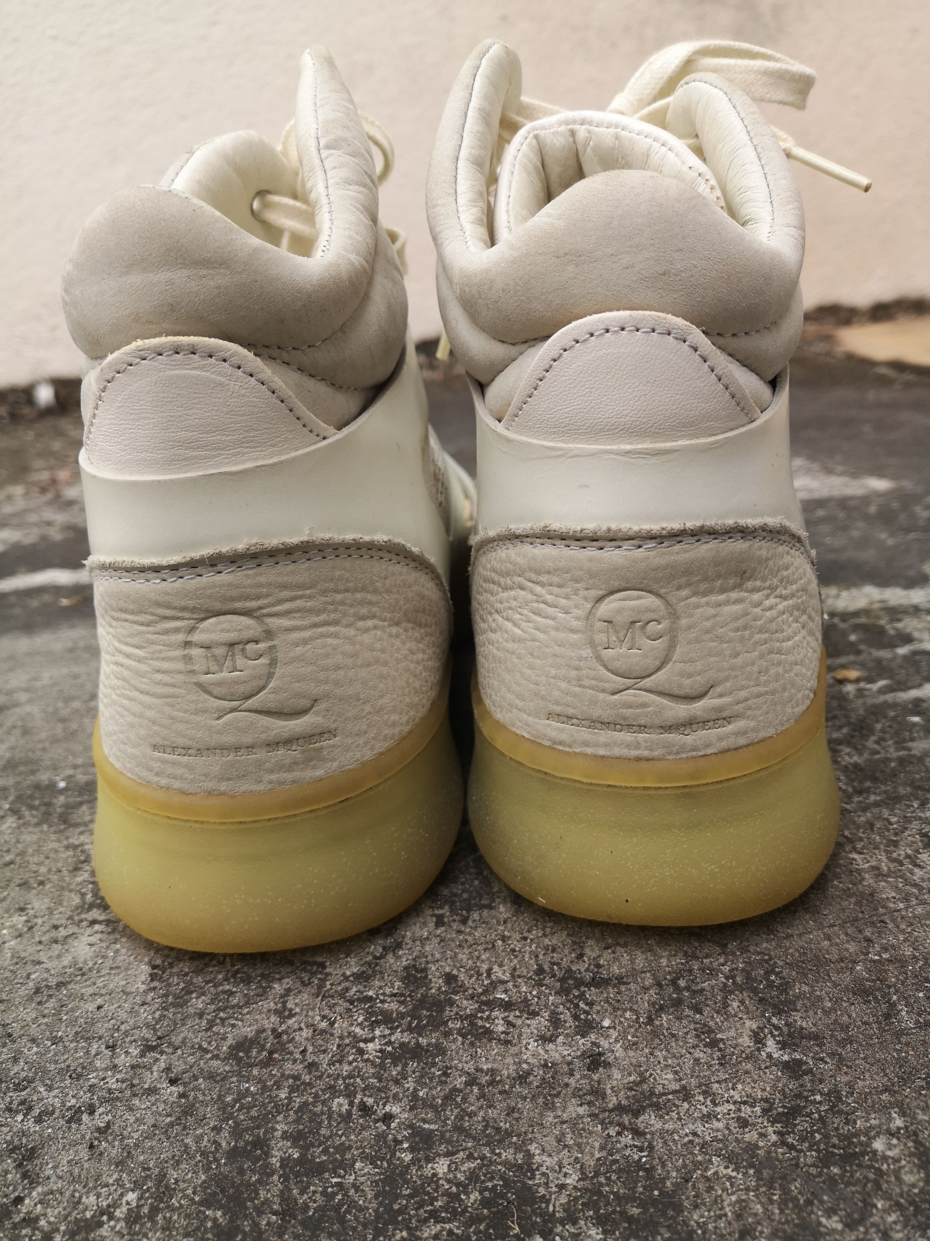Alexander McQueen × Puma Puma Alexander McQueen High Top White Sneakers Size US 8 / EU 41 - 3 Thumbnail
