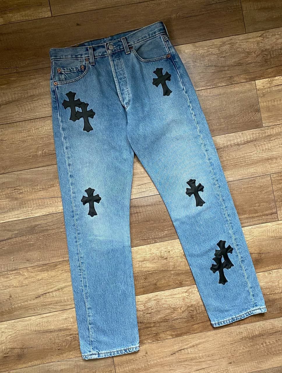 Custom × Levi
