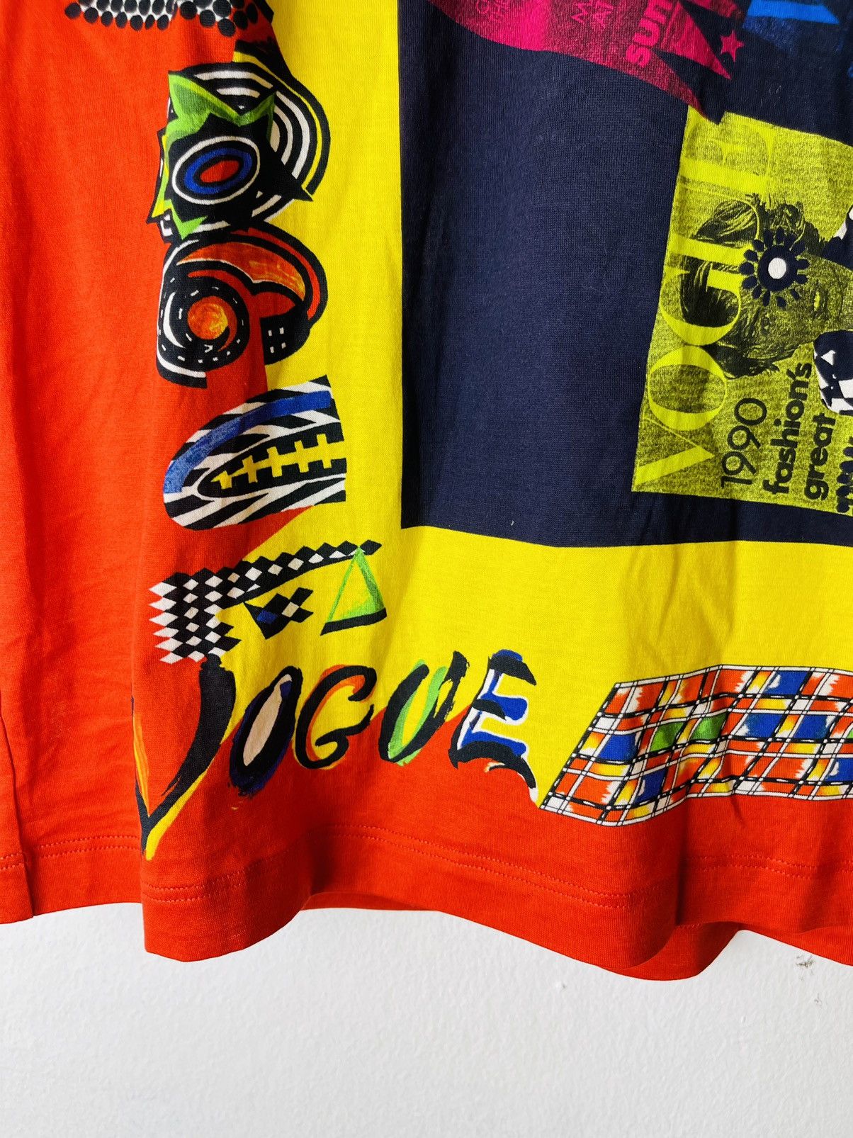 Versace Versace tribute limited edition vogue t-shirt | Grailed