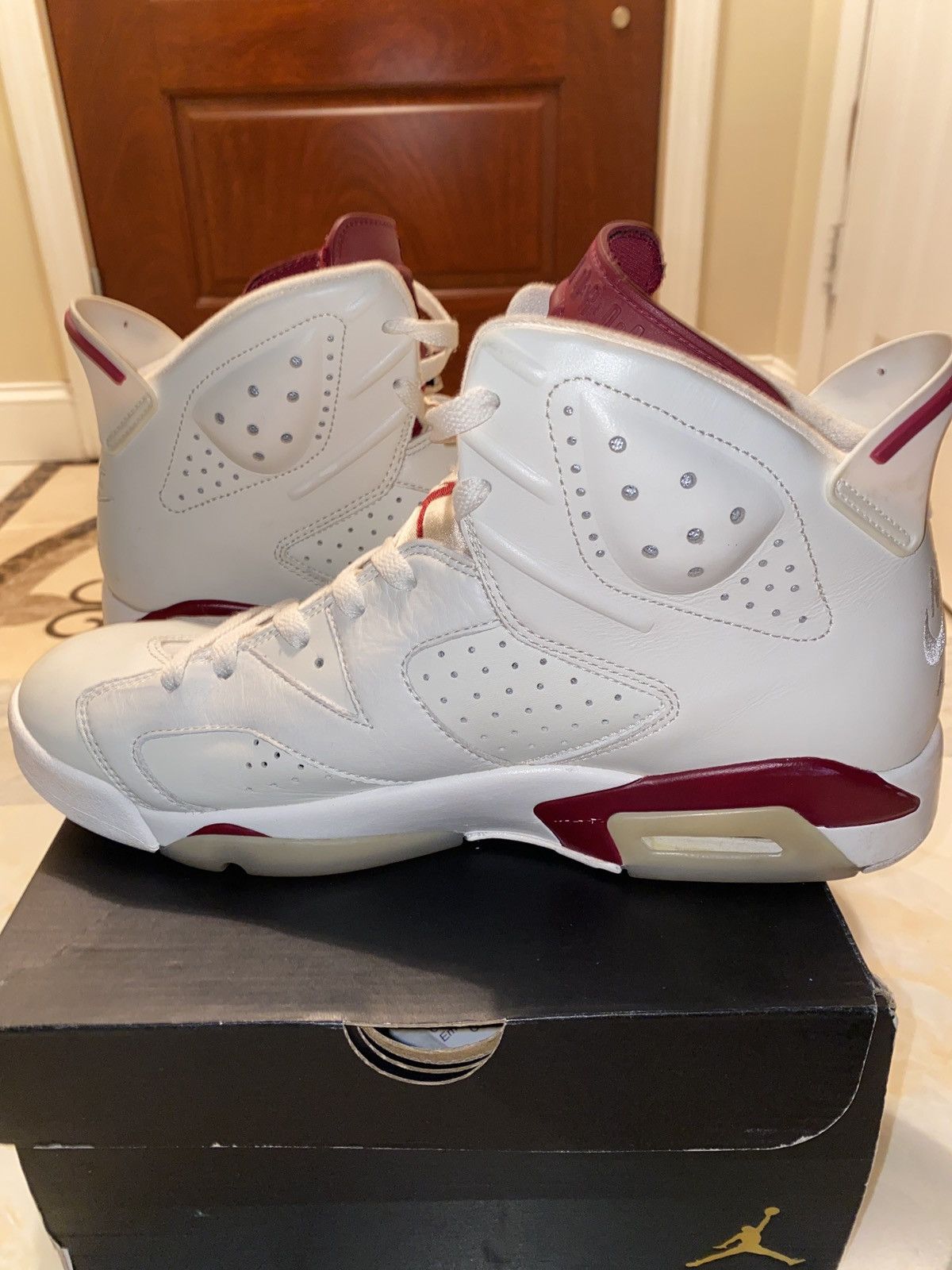 Jordan Brand Air Jordan 6 Retro 2015 Maroon Size US 10.5 / EU 43-44 - 6 Thumbnail