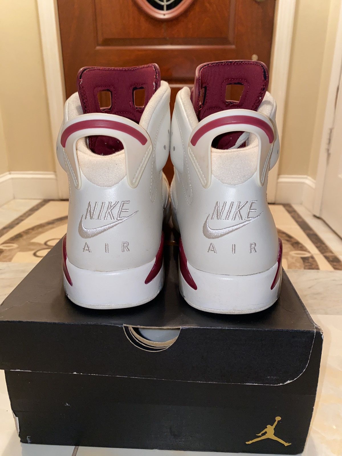 Jordan Brand Air Jordan 6 Retro 2015 Maroon Size US 10.5 / EU 43-44 - 3 Thumbnail