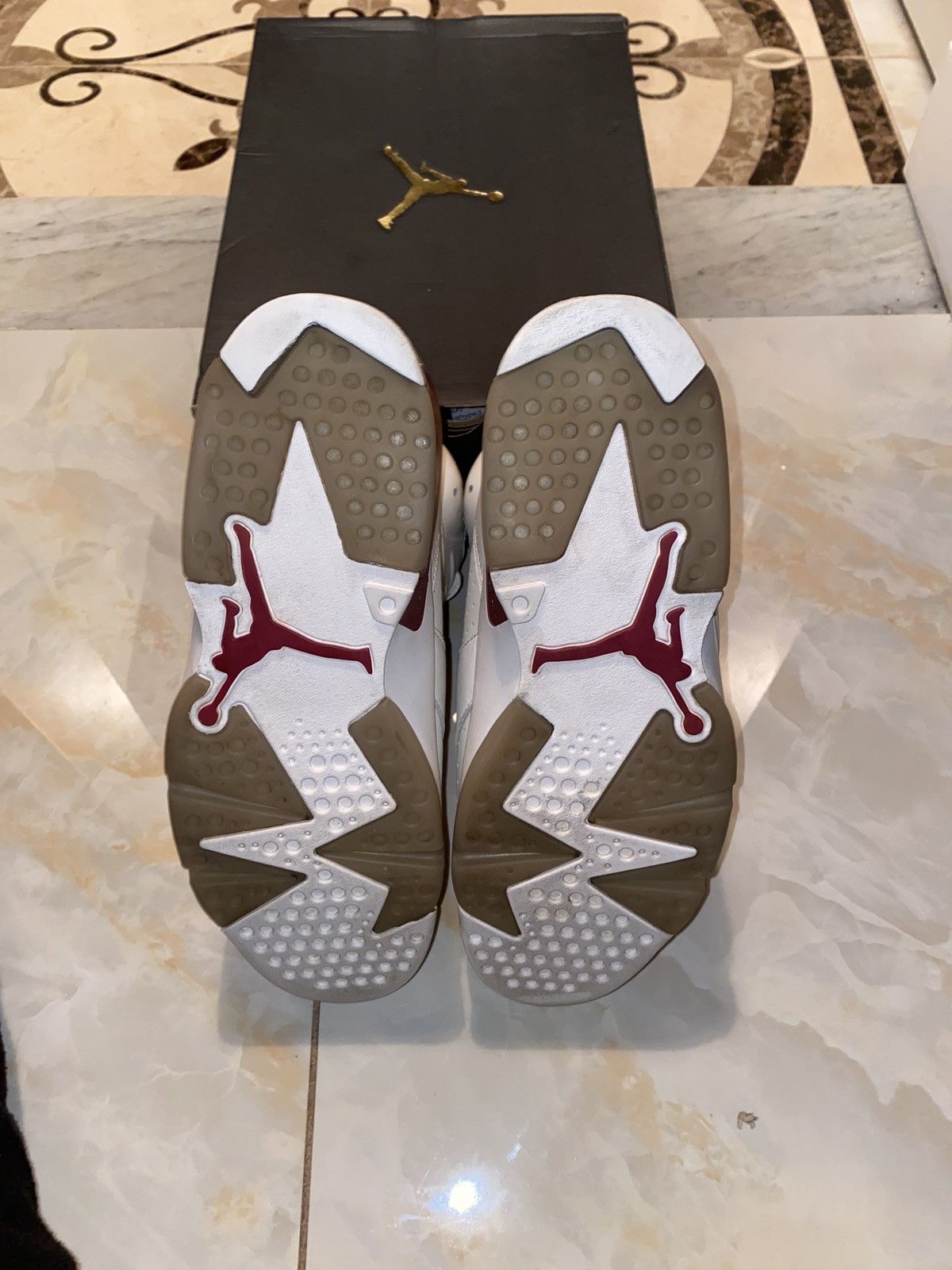 Jordan Brand Air Jordan 6 Retro 2015 Maroon Size US 10.5 / EU 43-44 - 5 Thumbnail