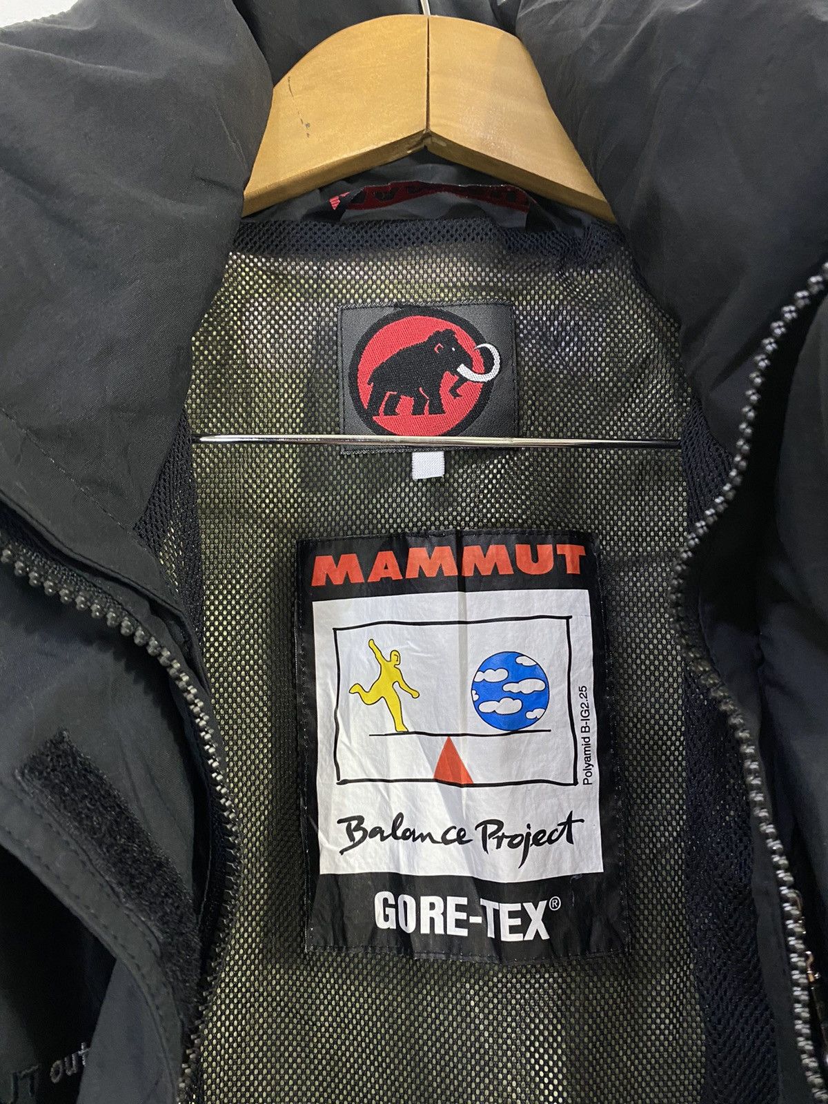 Goretex × Mammut Mammut Goretex Windbreaker Jacket Balance Project Design Size US XS / EU 42 / 0 - 3 Thumbnail